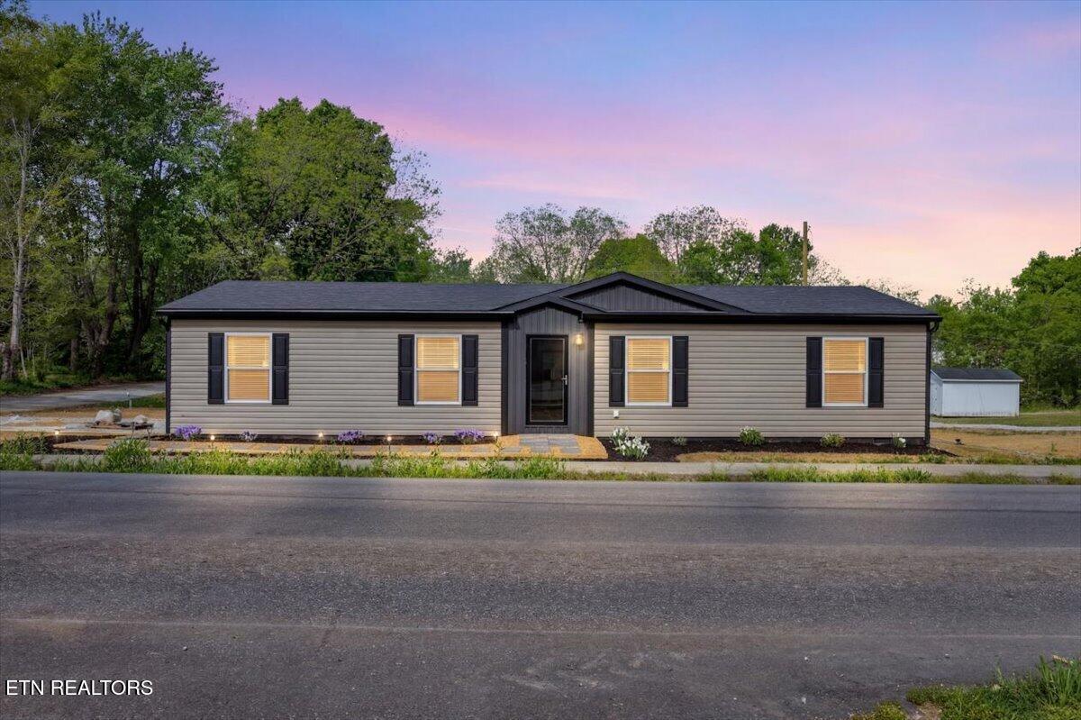 9 Hamilton Street Englewood TN 37329