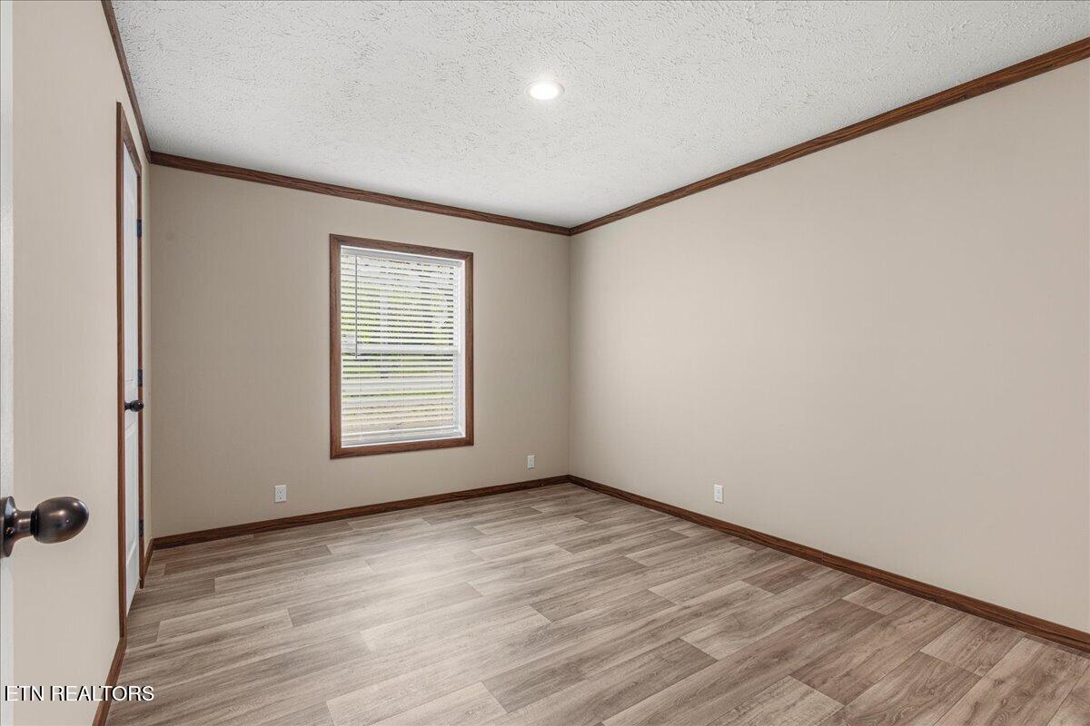 9 Hamilton Street Englewood TN 37329
