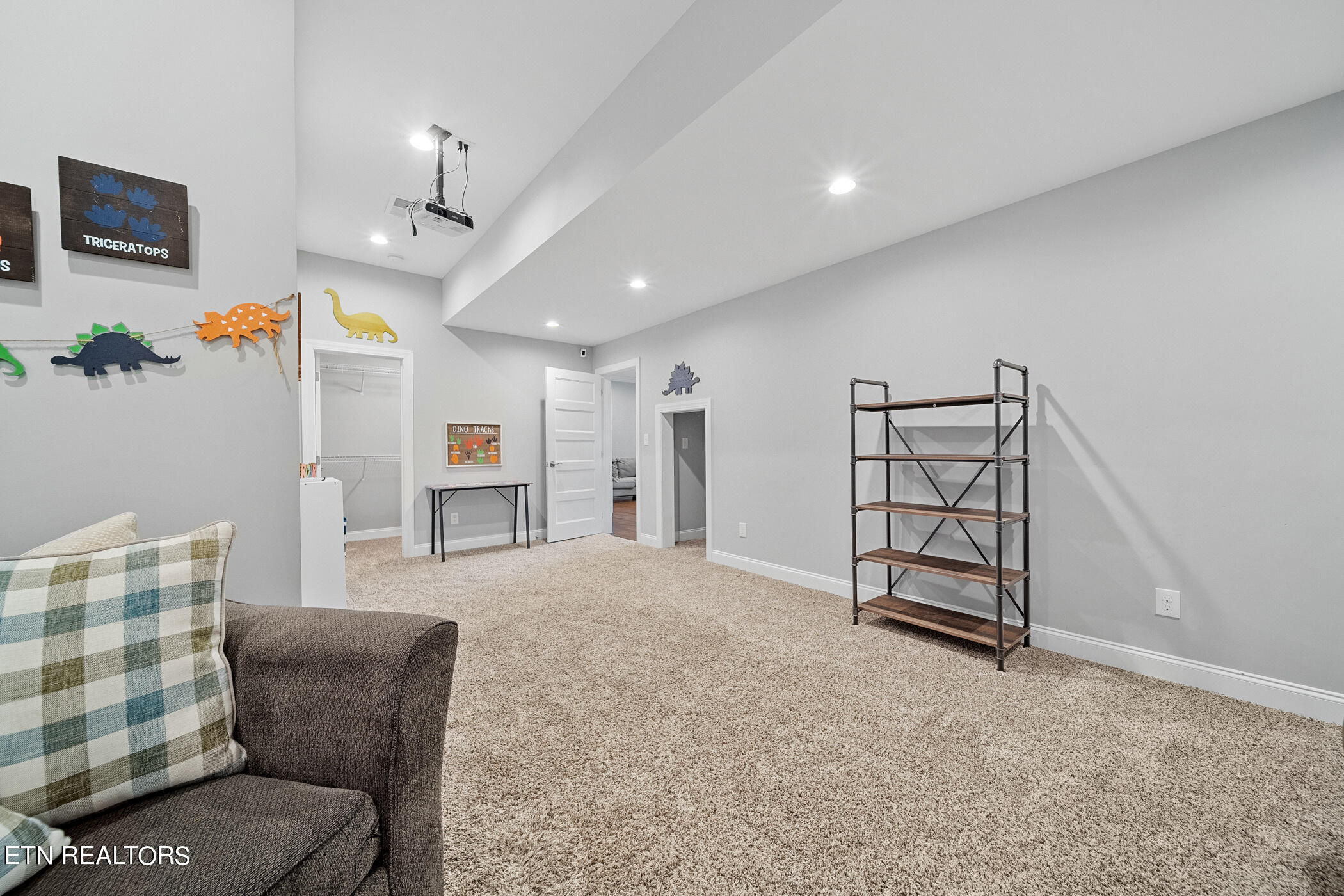 6841 Redtail Hawk Way Knoxville TN 37921