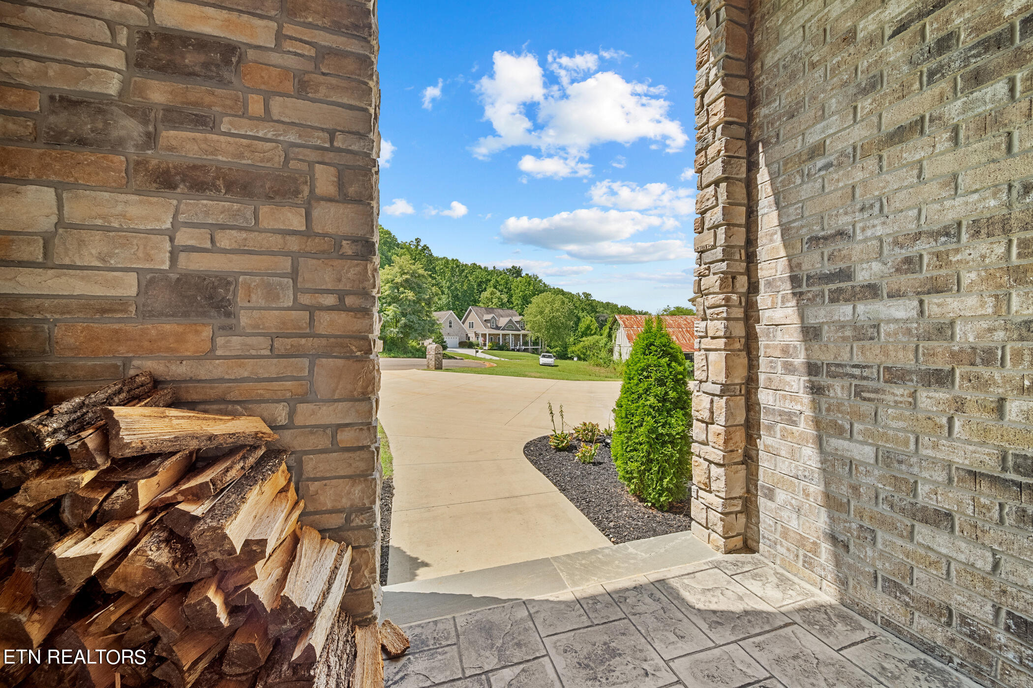 6841 Redtail Hawk Way Knoxville TN 37921