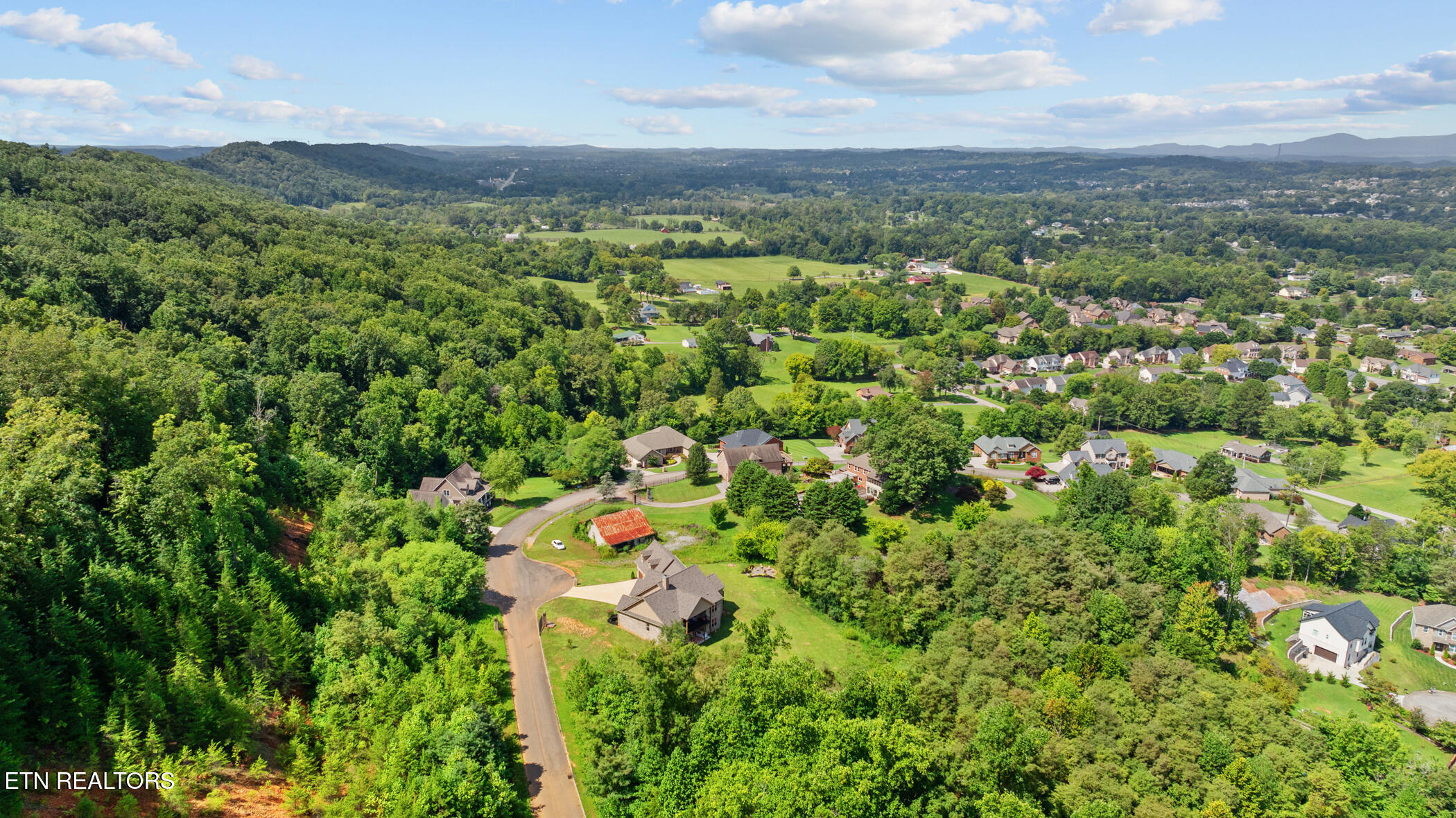 6841 Redtail Hawk Way Knoxville TN 37921