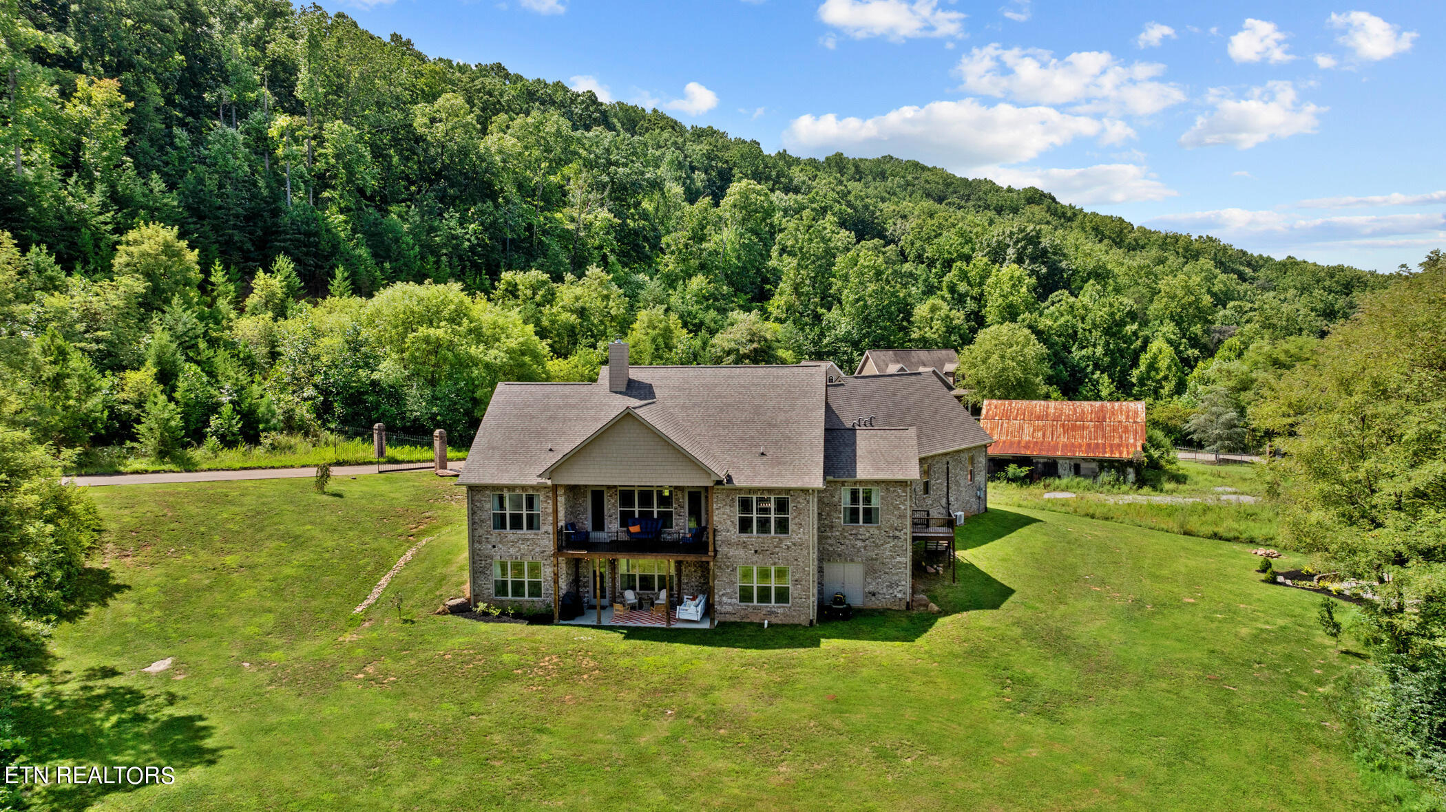 6841 Redtail Hawk Way Knoxville TN 37921