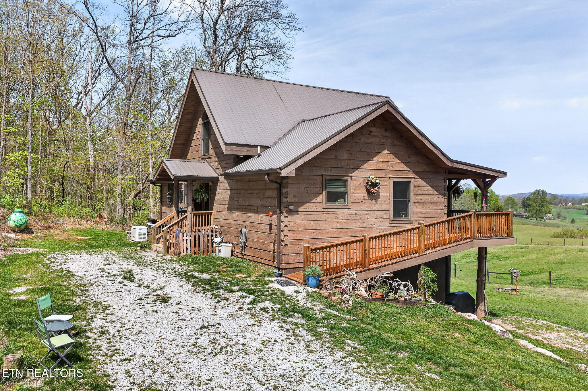 1218 Moody Road Byrdstown TN 38549