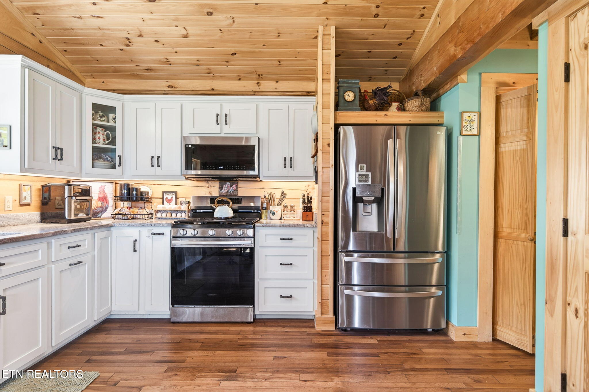 1218 Moody Road Byrdstown TN 38549