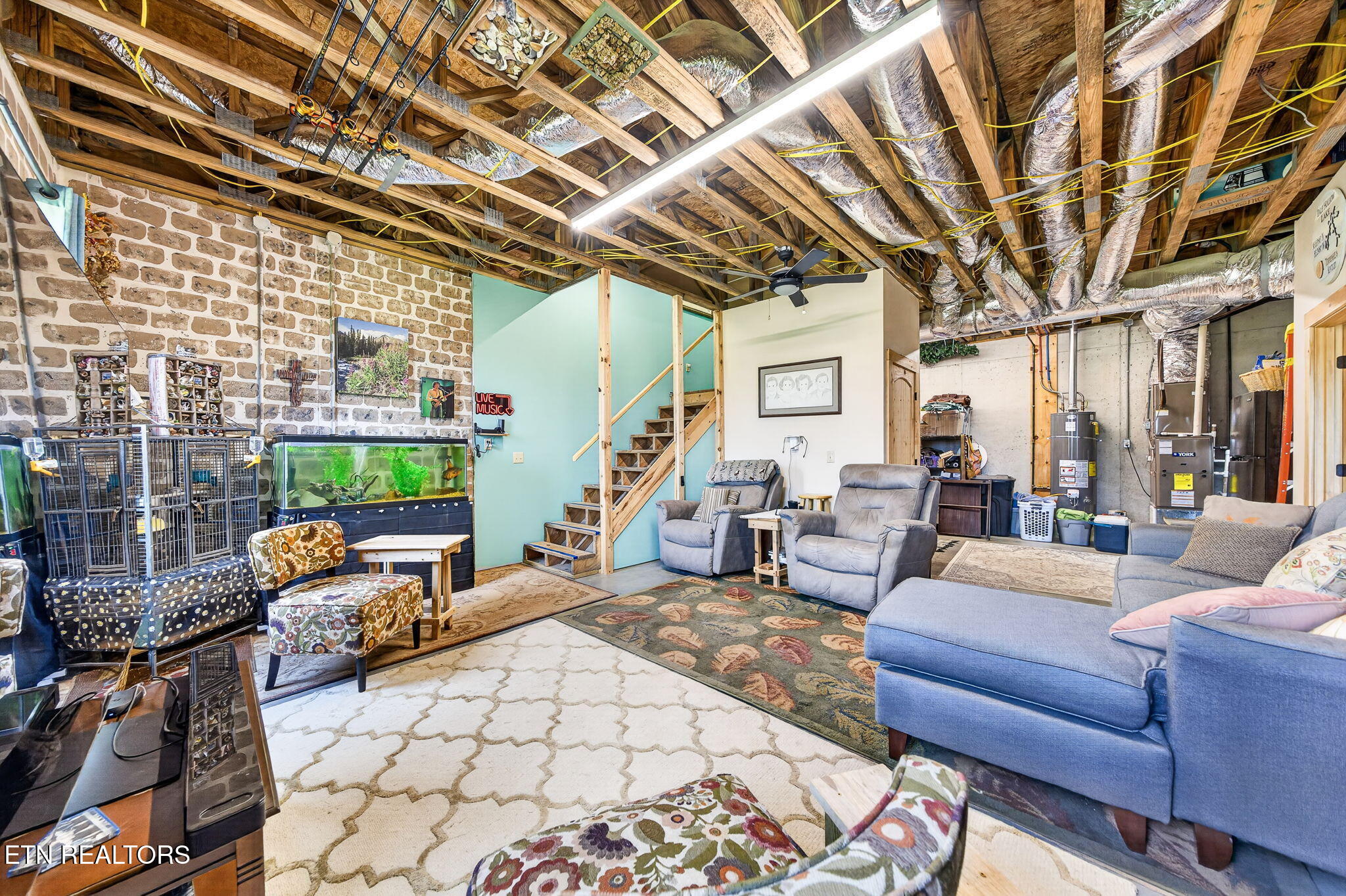 1218 Moody Road Byrdstown TN 38549