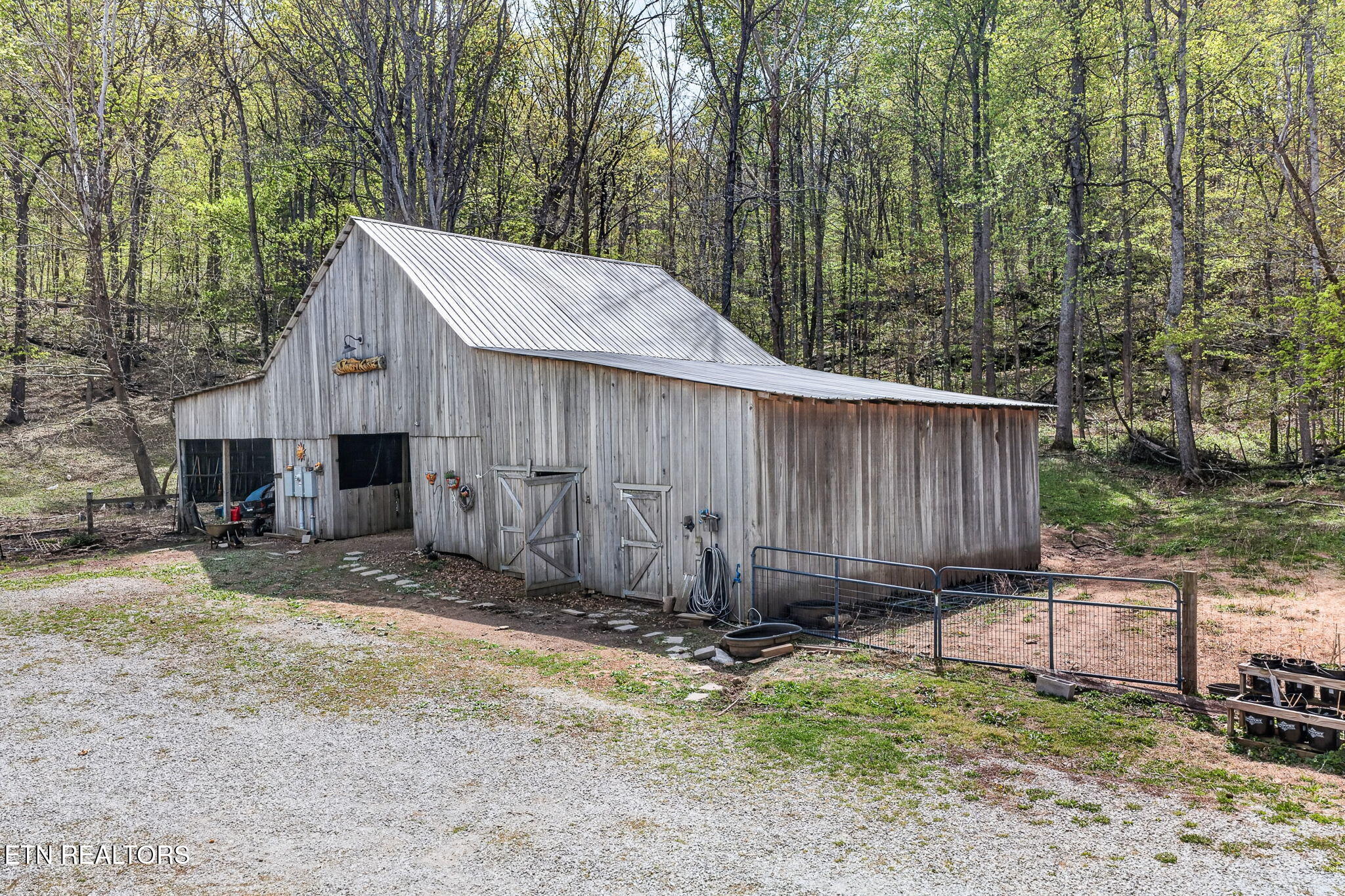 1218 Moody Road Byrdstown TN 38549