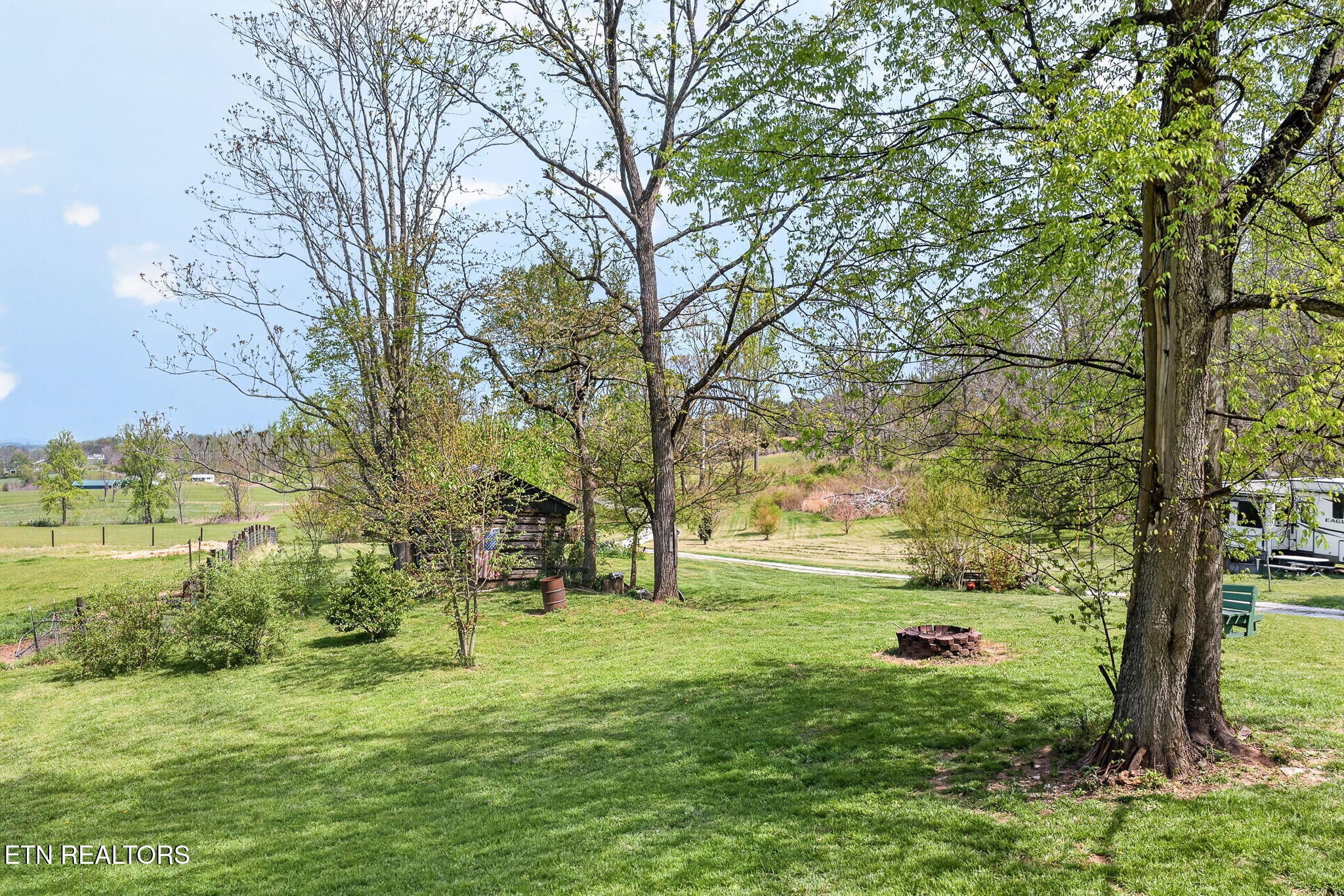1218 Moody Road Byrdstown TN 38549
