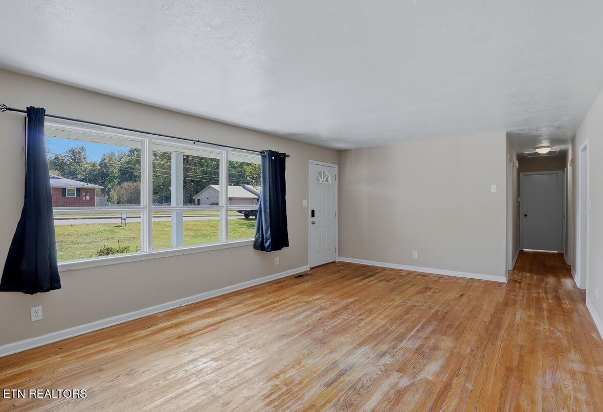 1009 Oaklett Drive Knoxville TN 37912