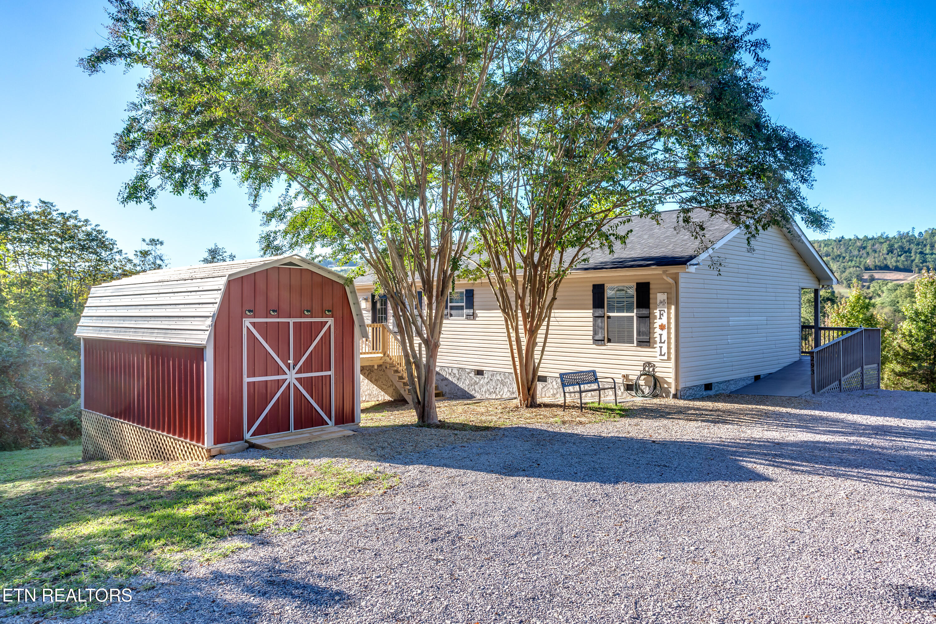 293 Lillian Lane Maynardville TN 37807