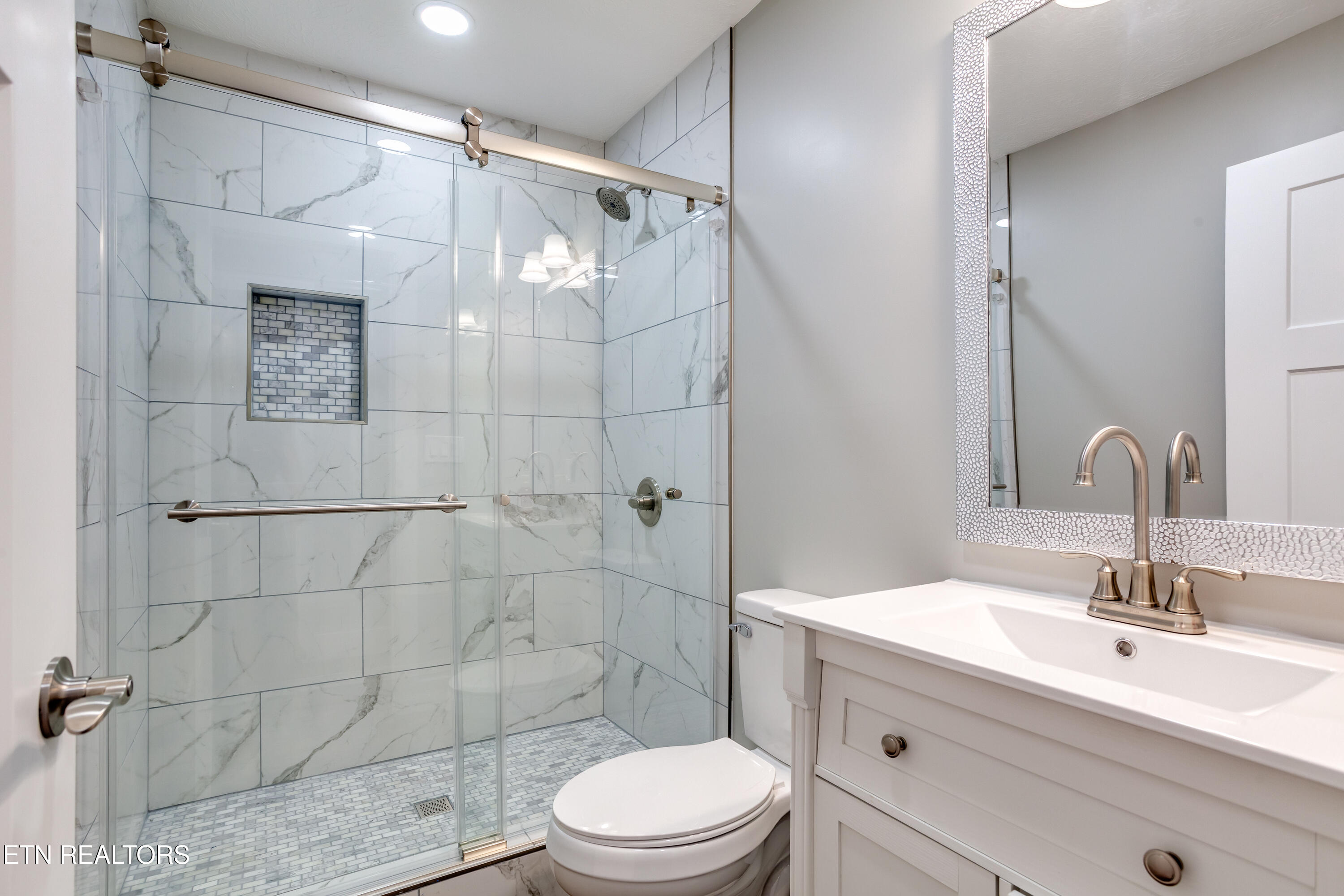 293 Lillian Lane Maynardville TN 37807