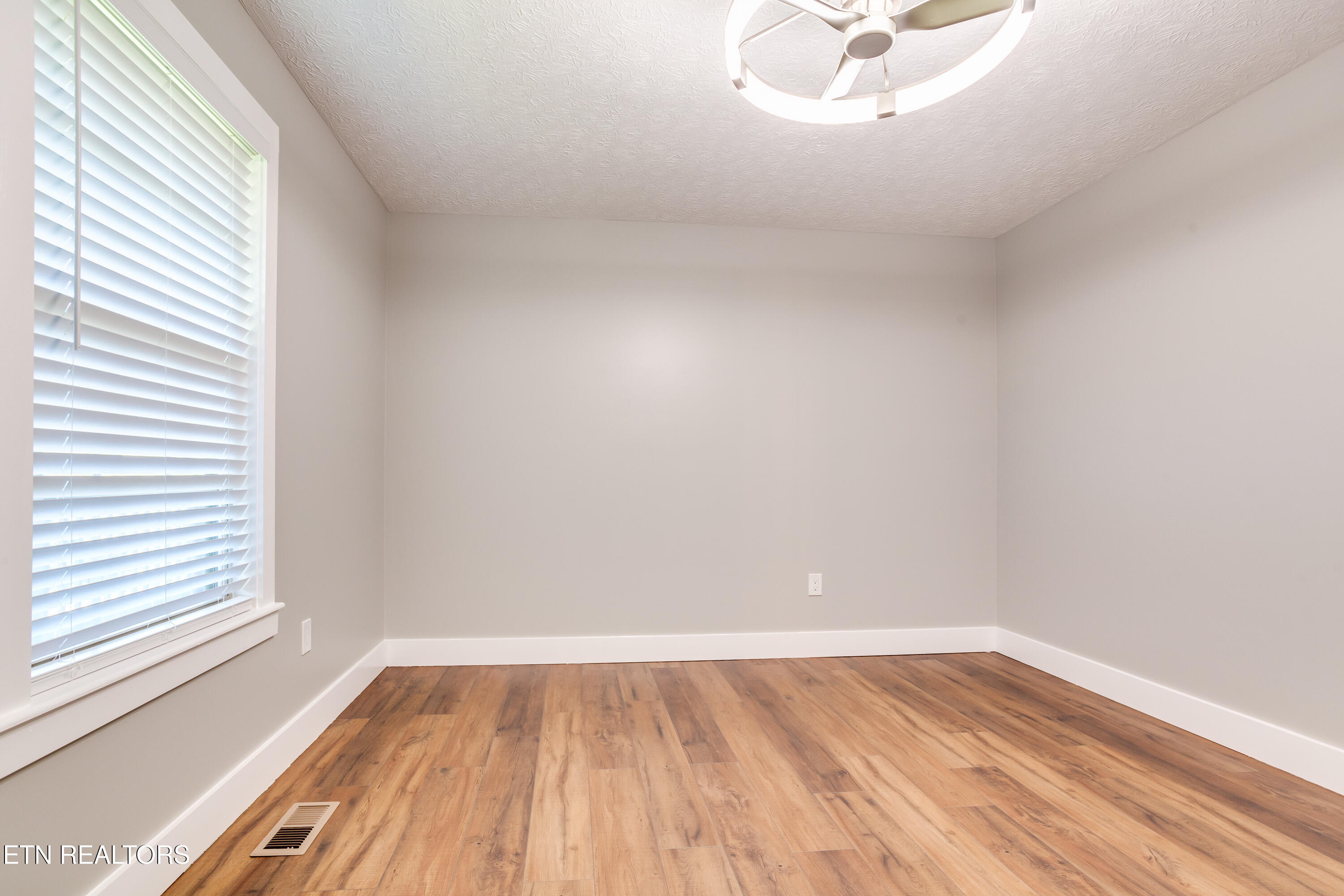 293 Lillian Lane Maynardville TN 37807