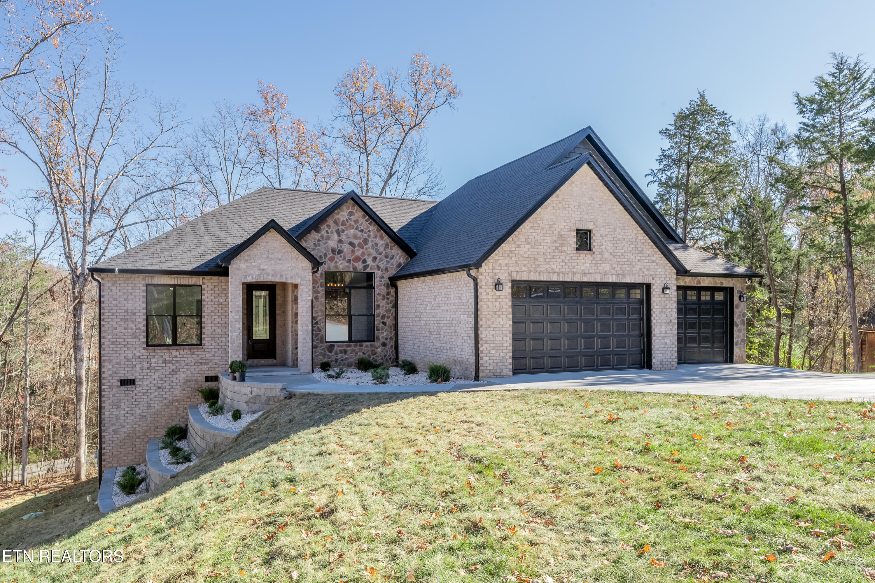 124 Nuhya Way Loudon TN 37774