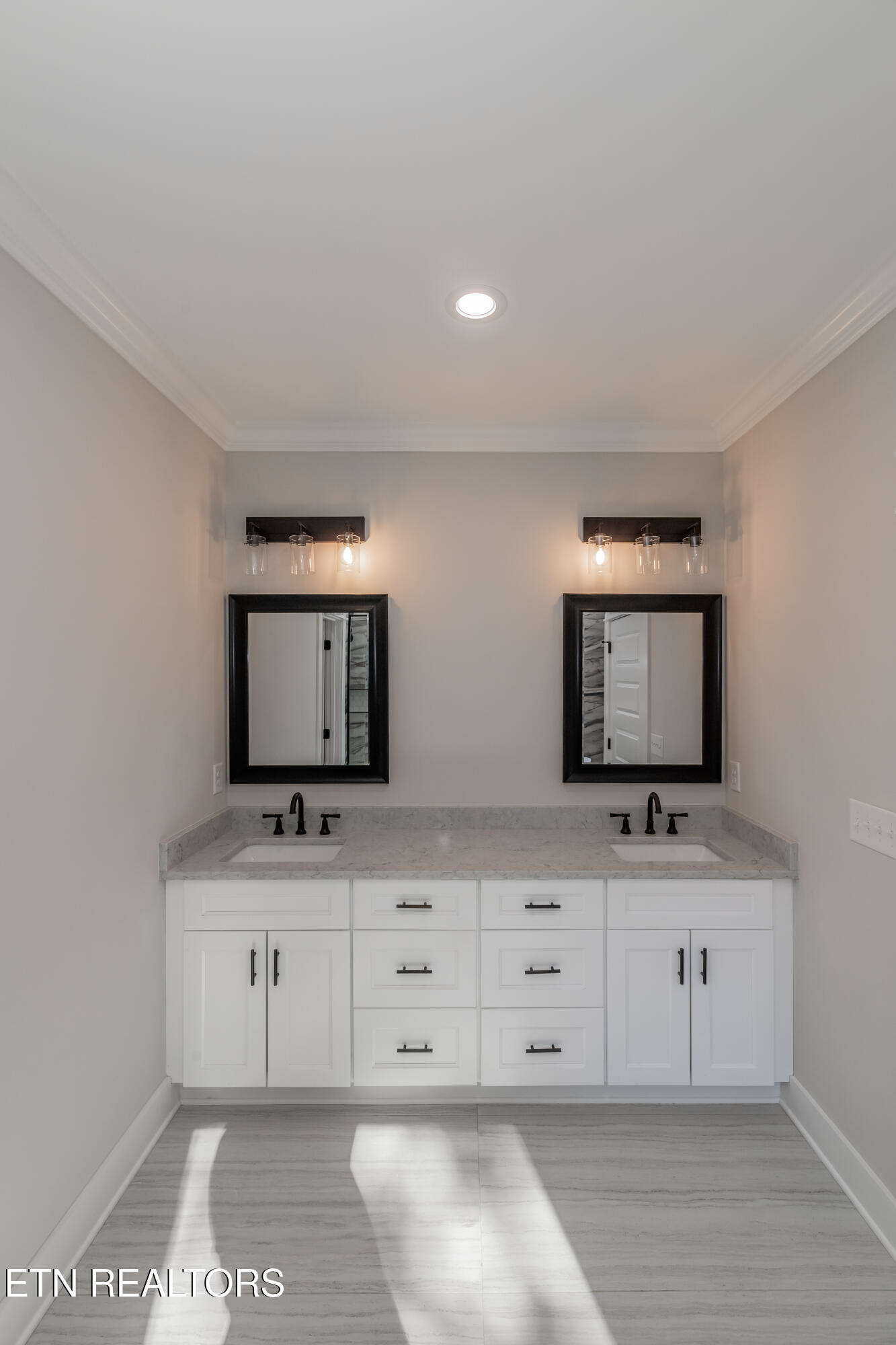 124 Nuhya Way Loudon TN 37774