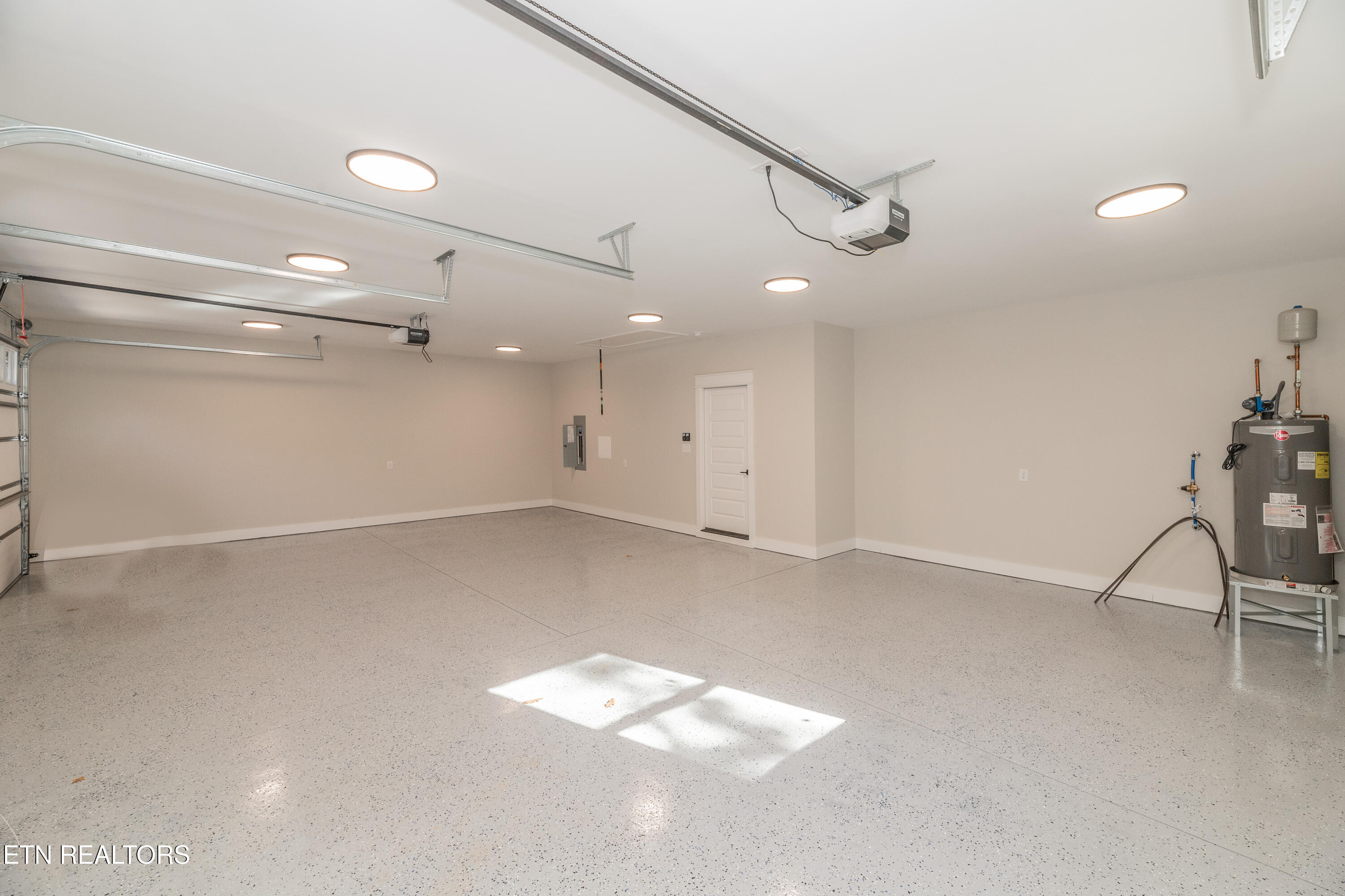 124 Nuhya Way Loudon TN 37774