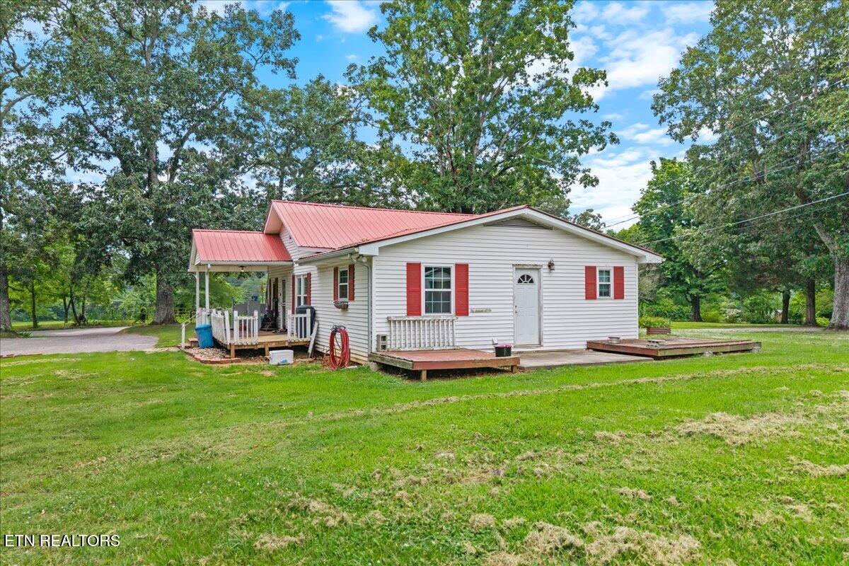 5916 Highway 30 Benton TN 37307