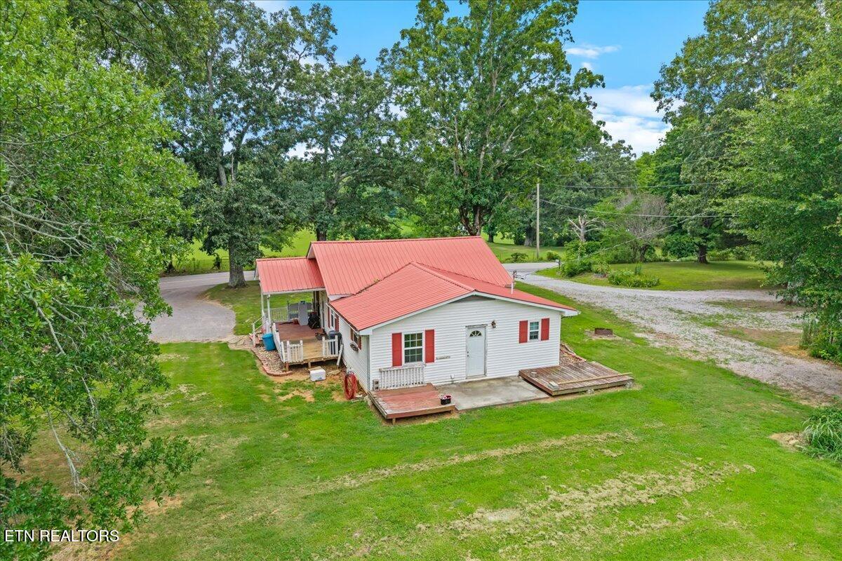 5916 Highway 30 Benton TN 37307