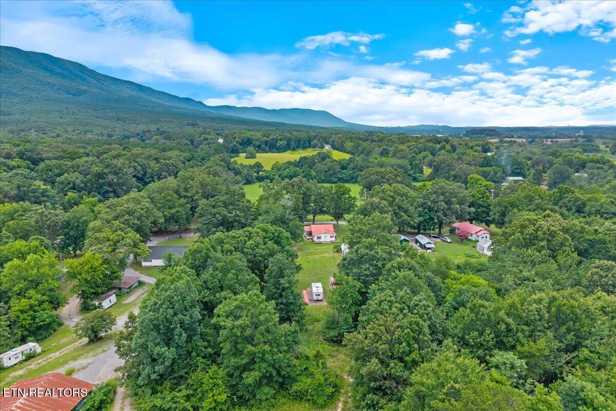 5916 Highway 30 Benton TN 37307