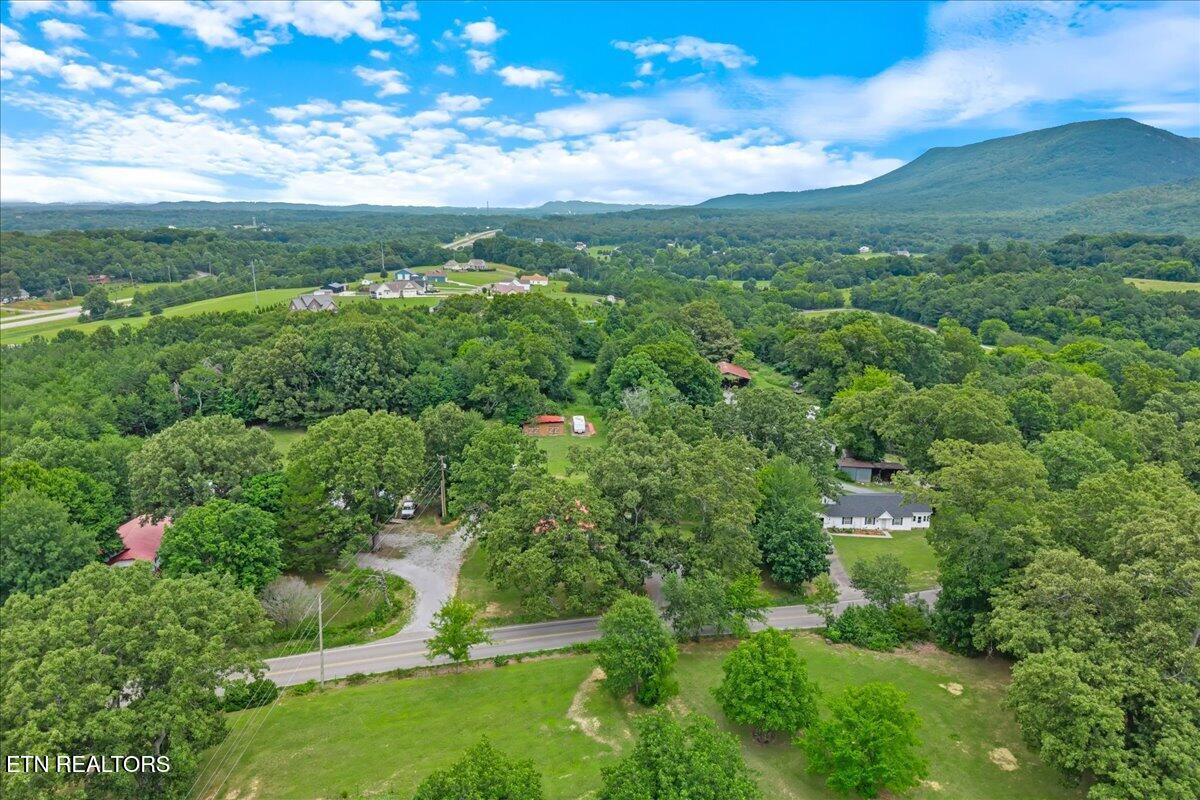 5916 Highway 30 Benton TN 37307