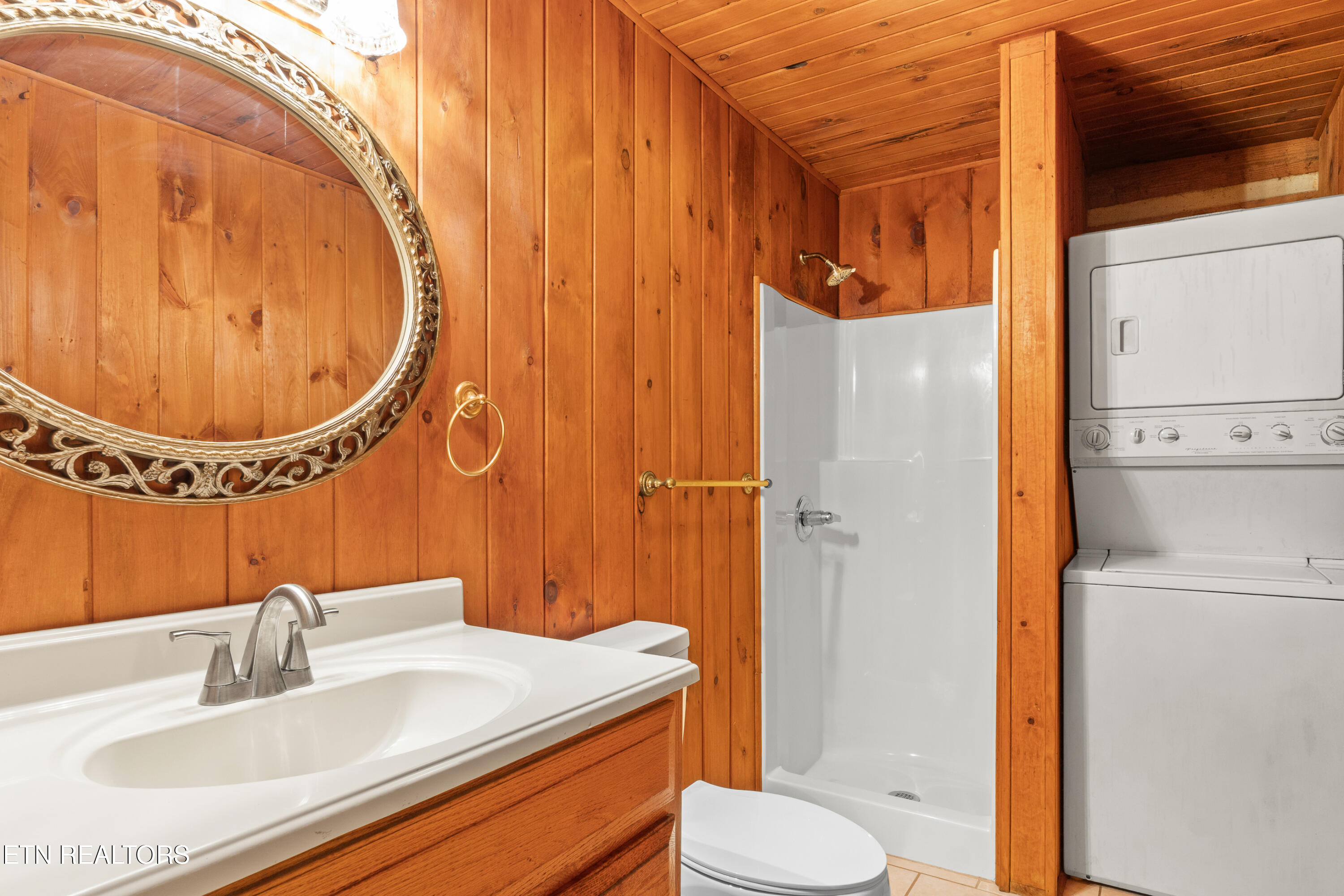 1256 E Millers Cove Road Walland TN 37886