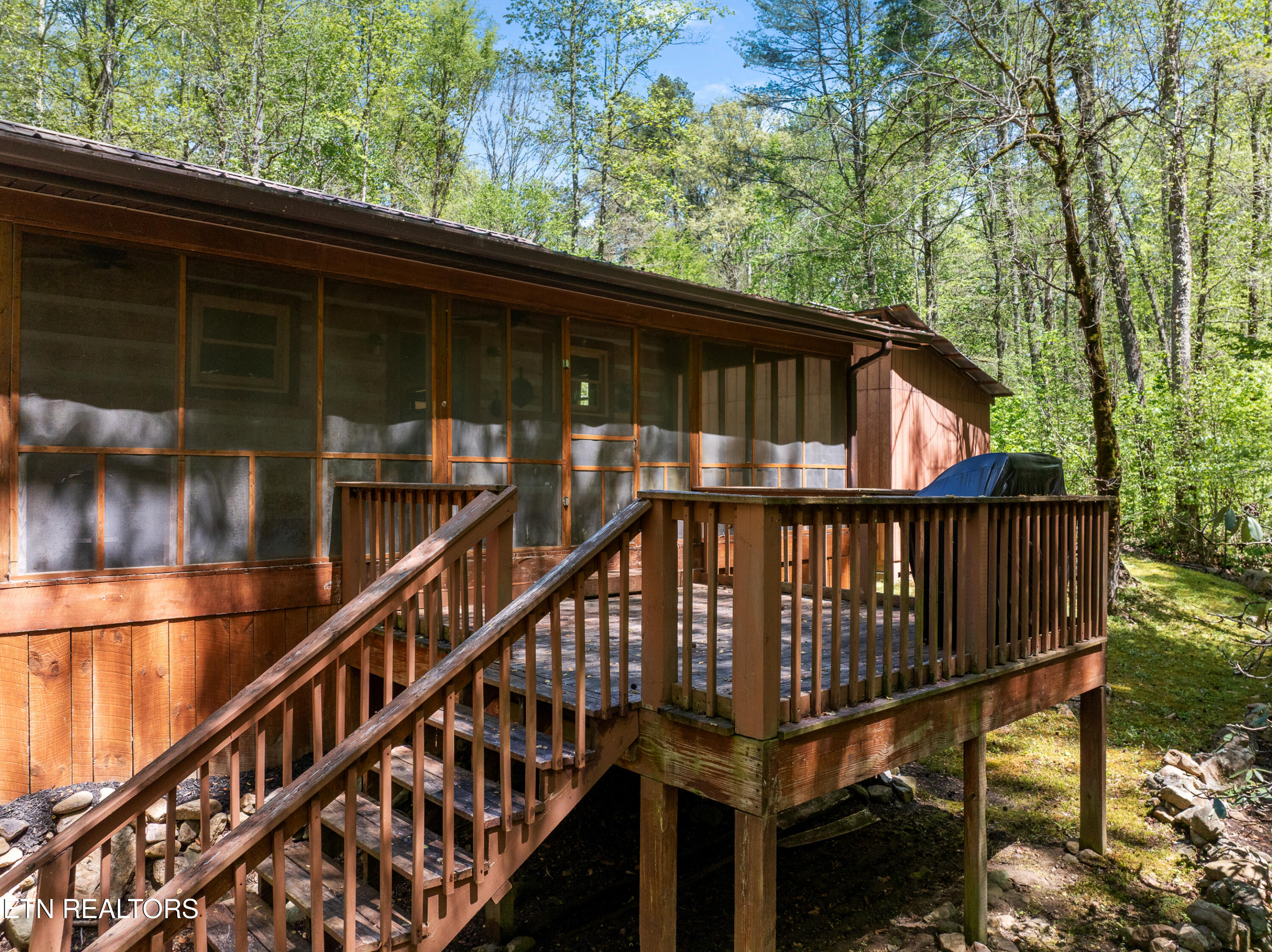1256 E Millers Cove Road Walland TN 37886