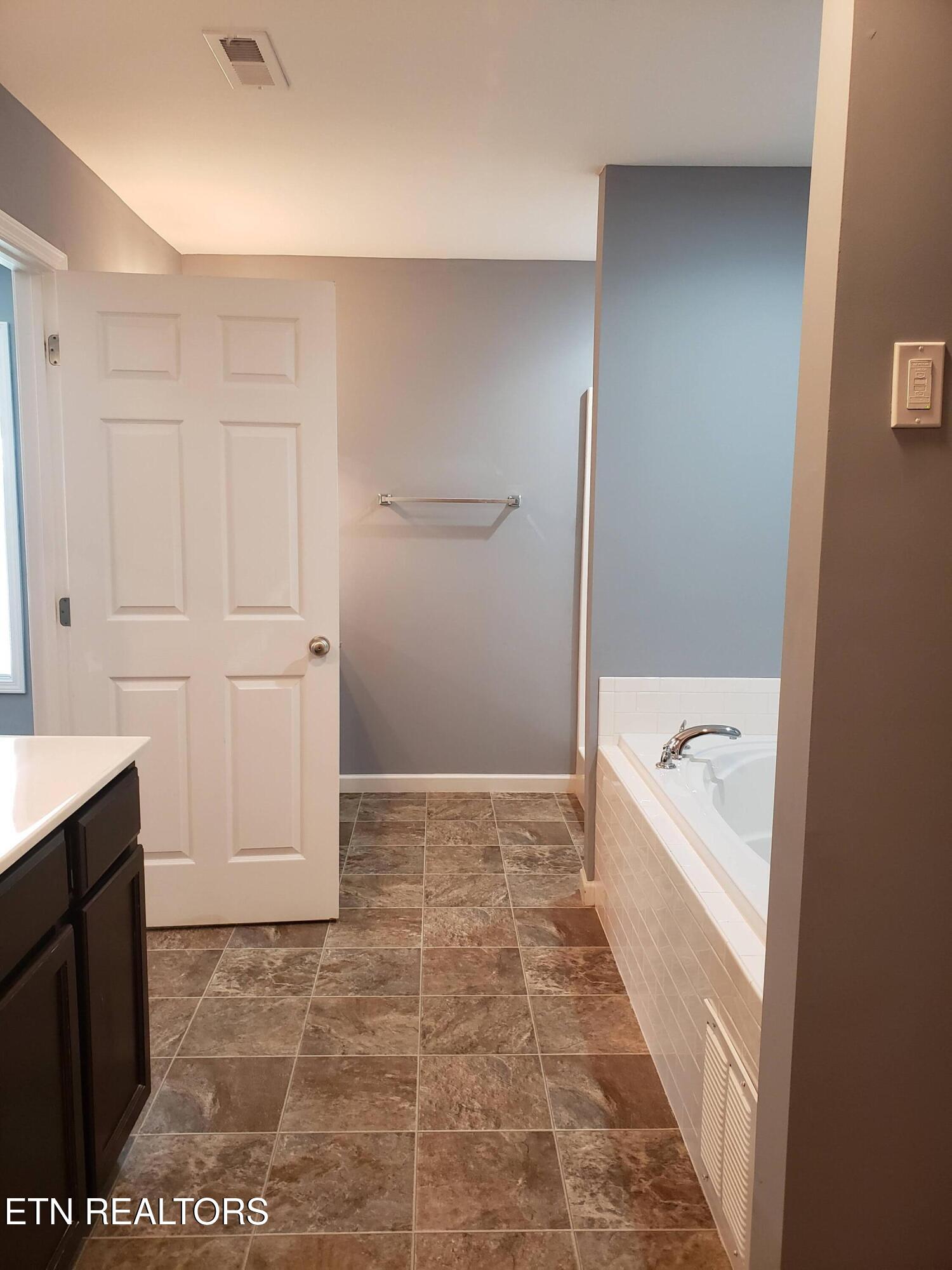 5901 Apple Valley Drive Knoxville TN 37924