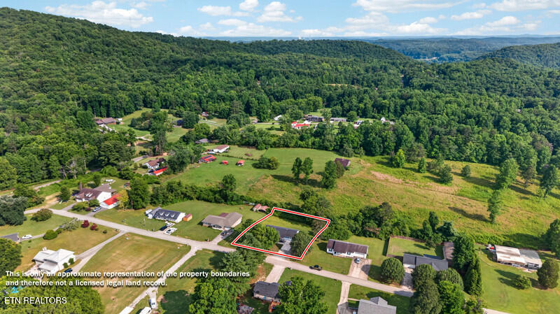129 S Walden Drive Harriman TN 37748