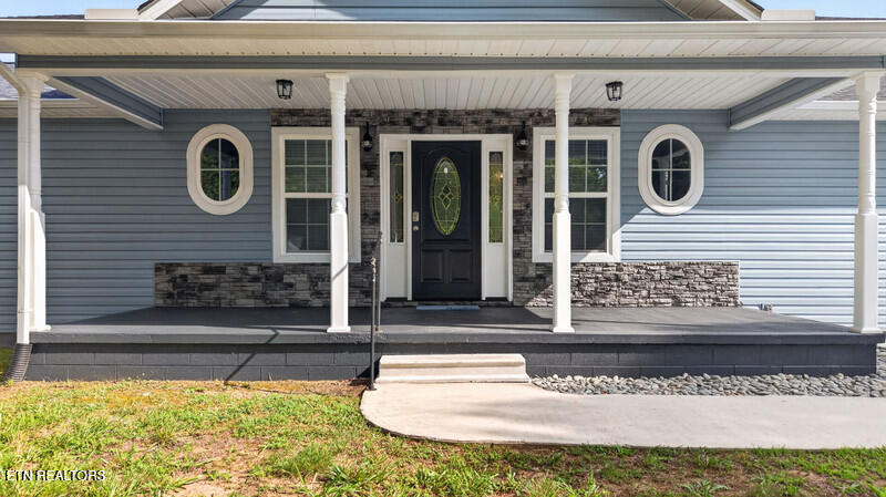 129 S Walden Drive Harriman TN 37748