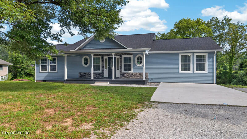 129 S Walden Drive Harriman TN 37748