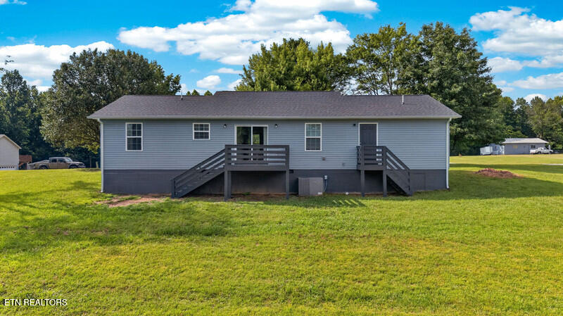 129 S Walden Drive Harriman TN 37748