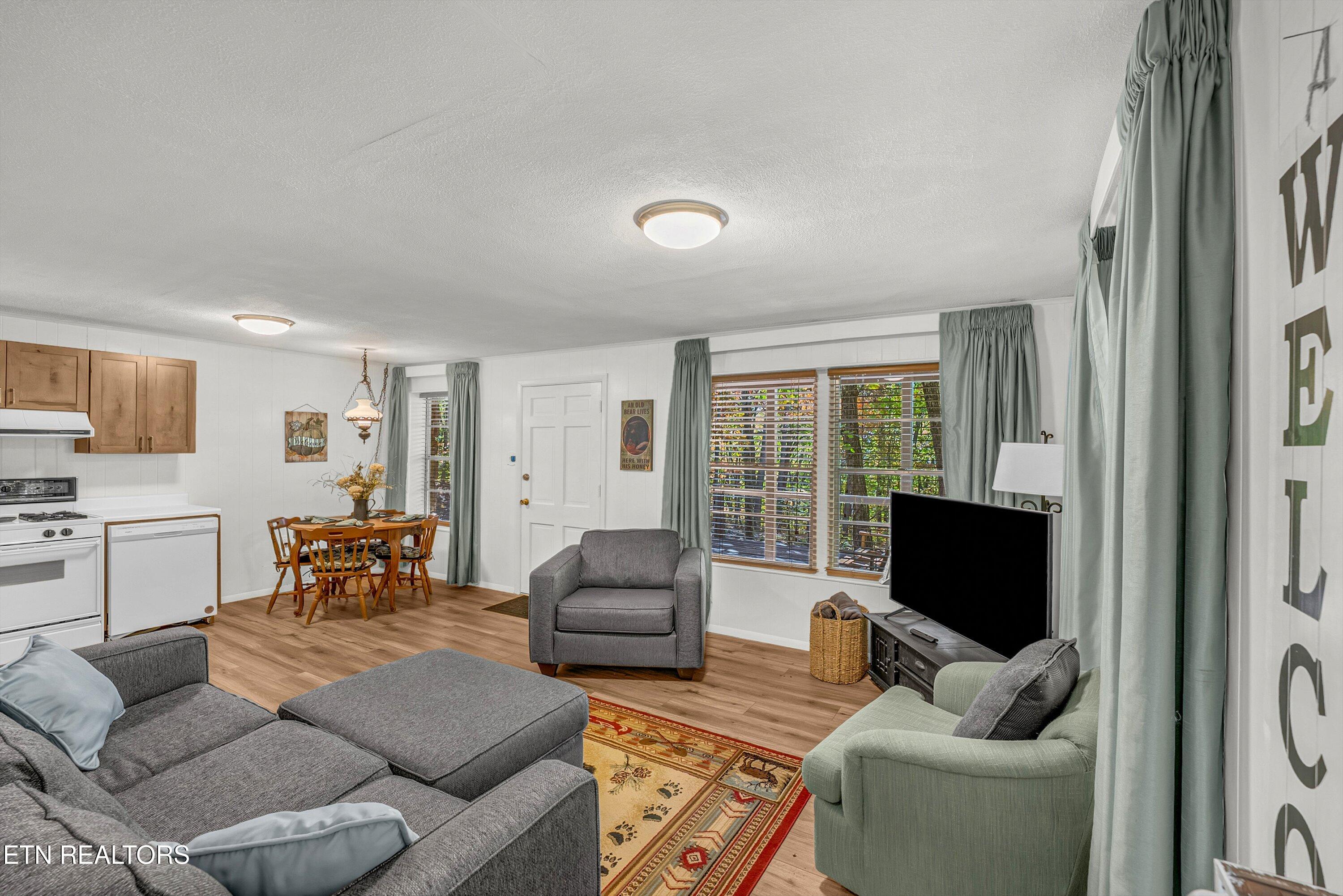 939 Swann Saddle Road Sevierville TN 37876