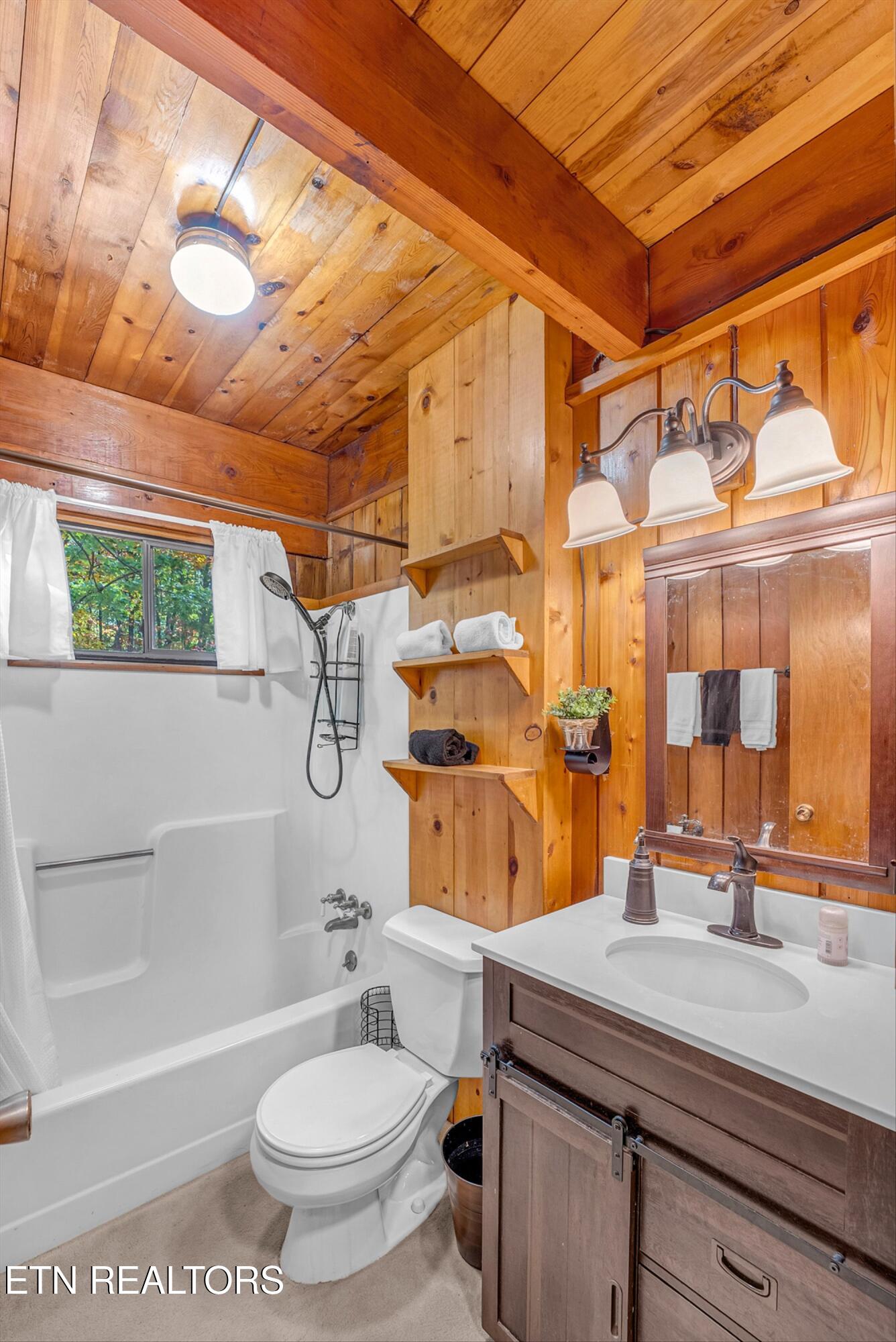 939 Swann Saddle Road Sevierville TN 37876