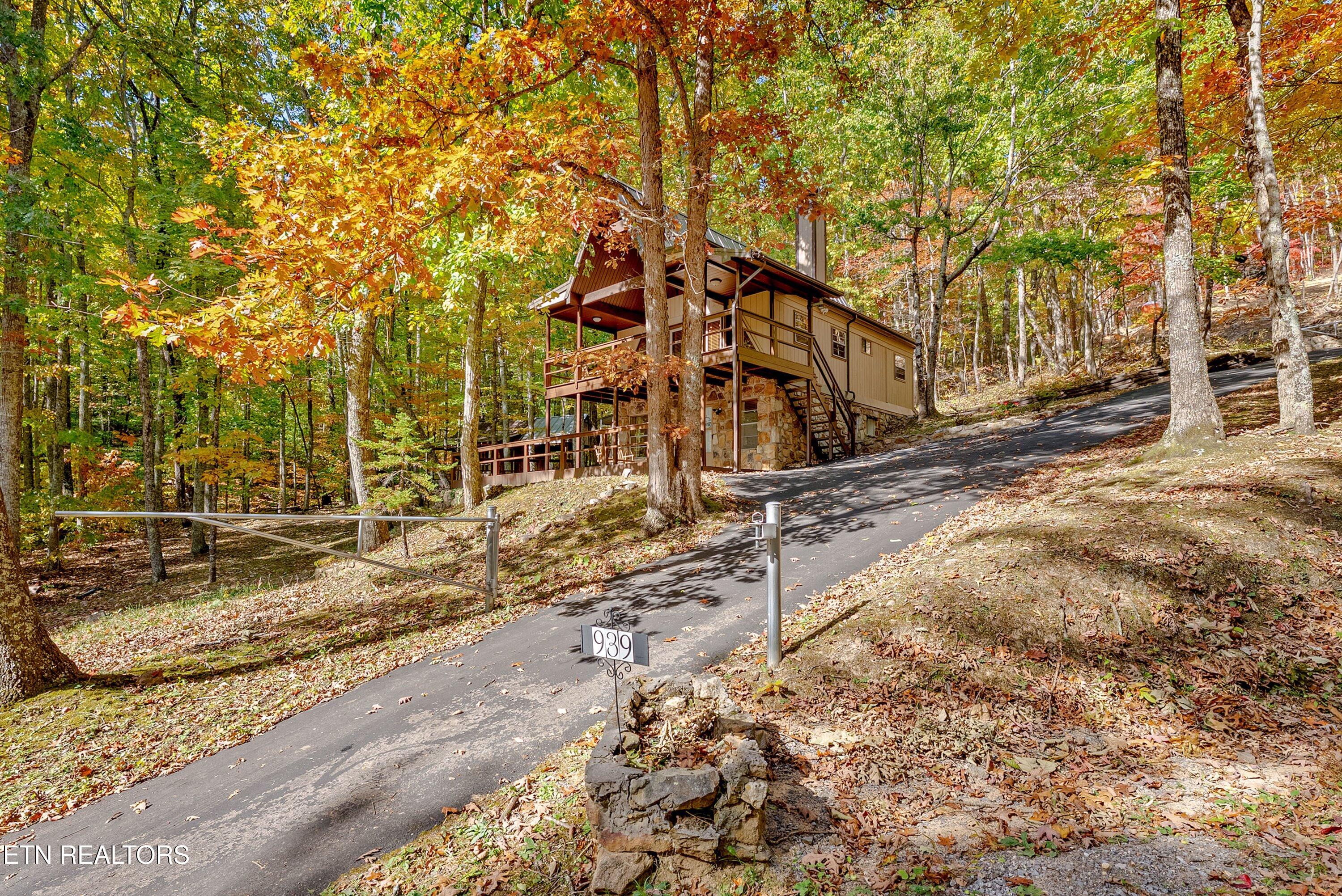 939 Swann Saddle Road Sevierville TN 37876