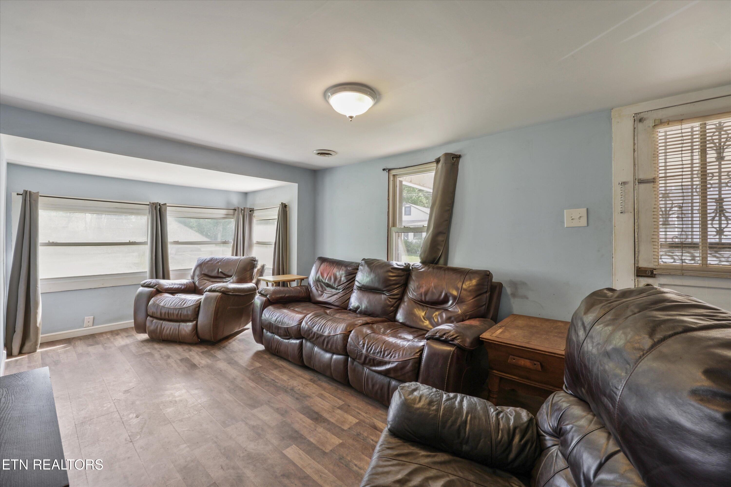 901 Edmonds Avenue Knoxville TN 37920