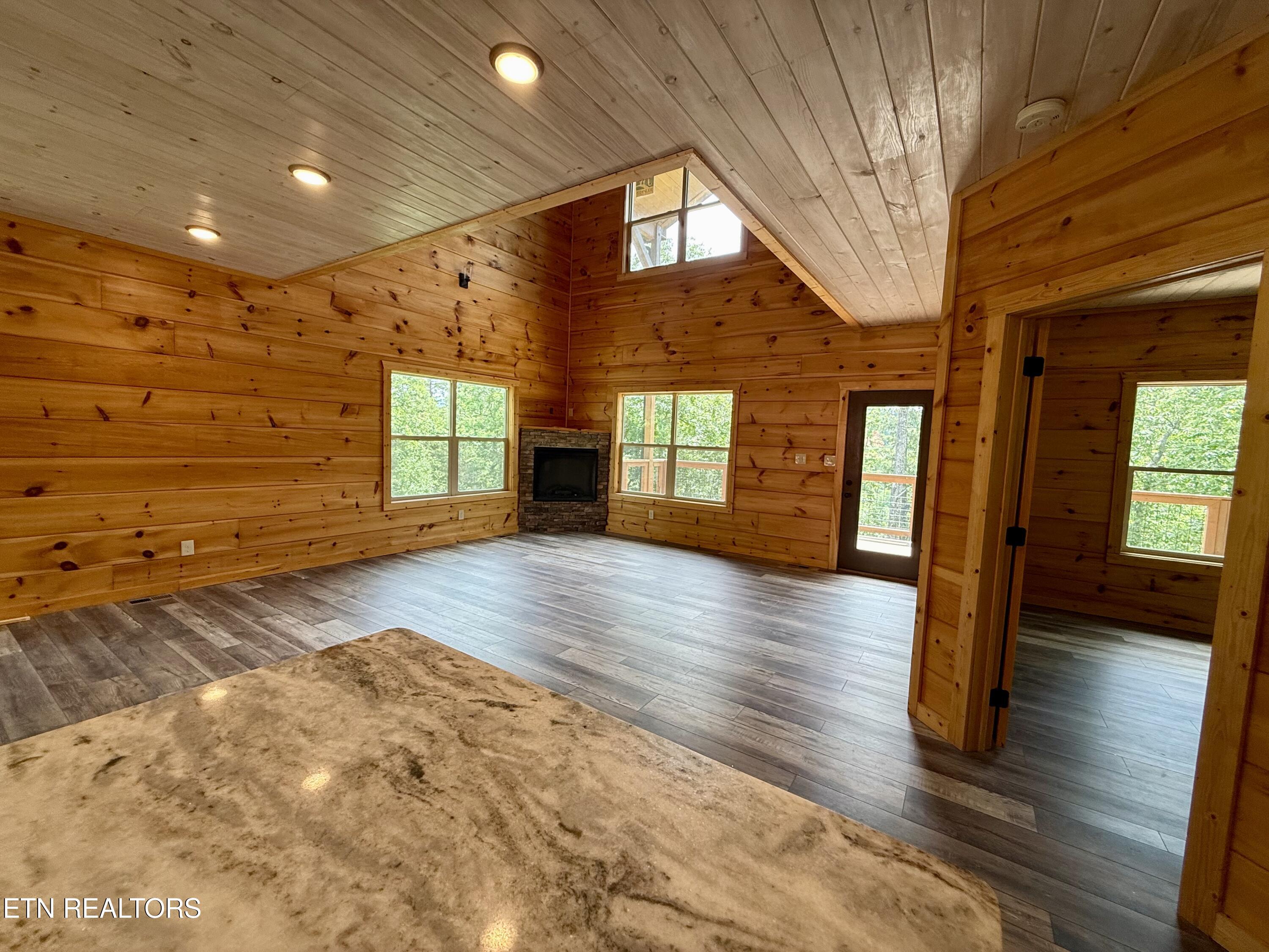 1704 Bear View Road Sevierville TN 37876