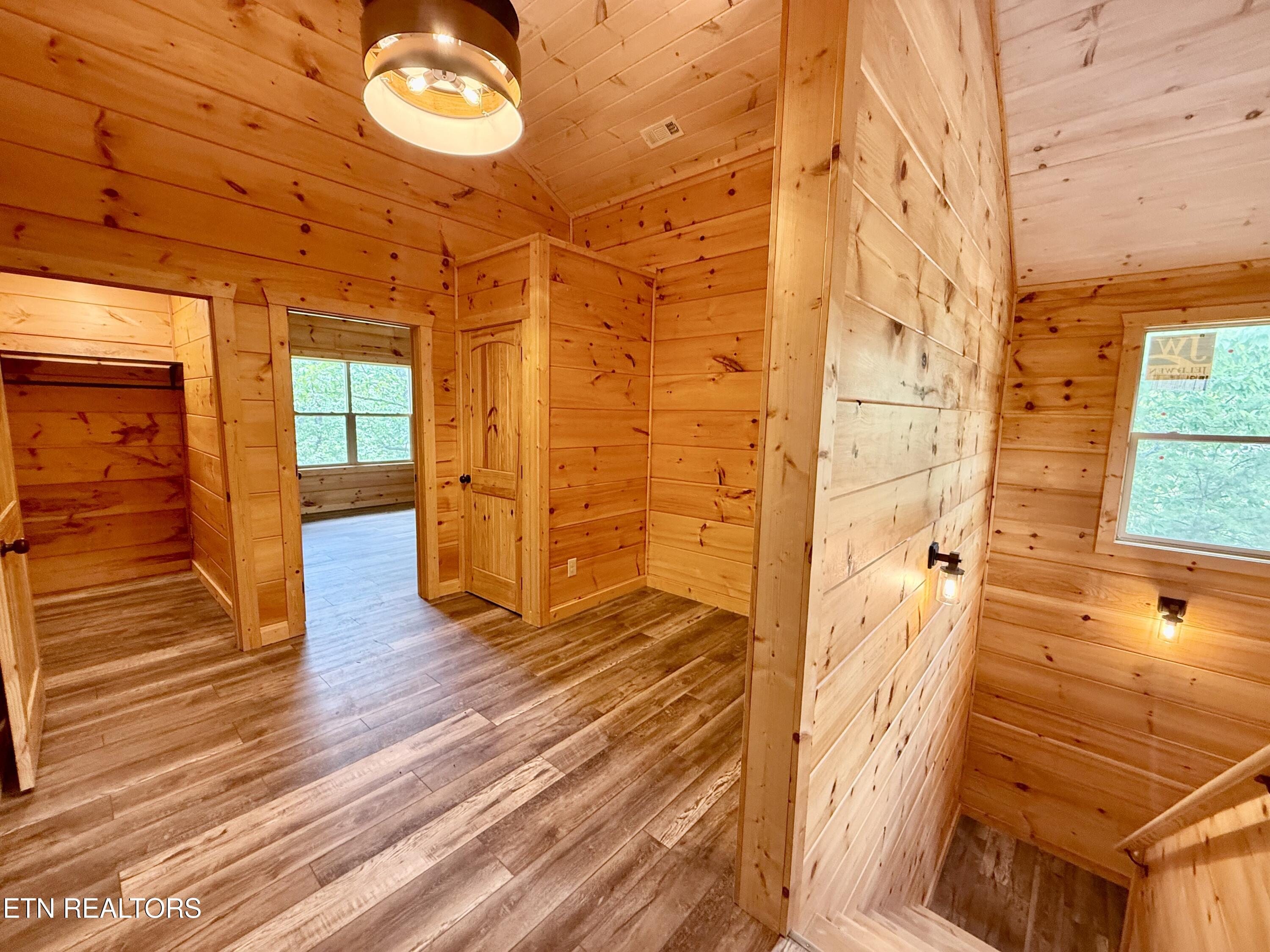 1704 Bear View Road Sevierville TN 37876