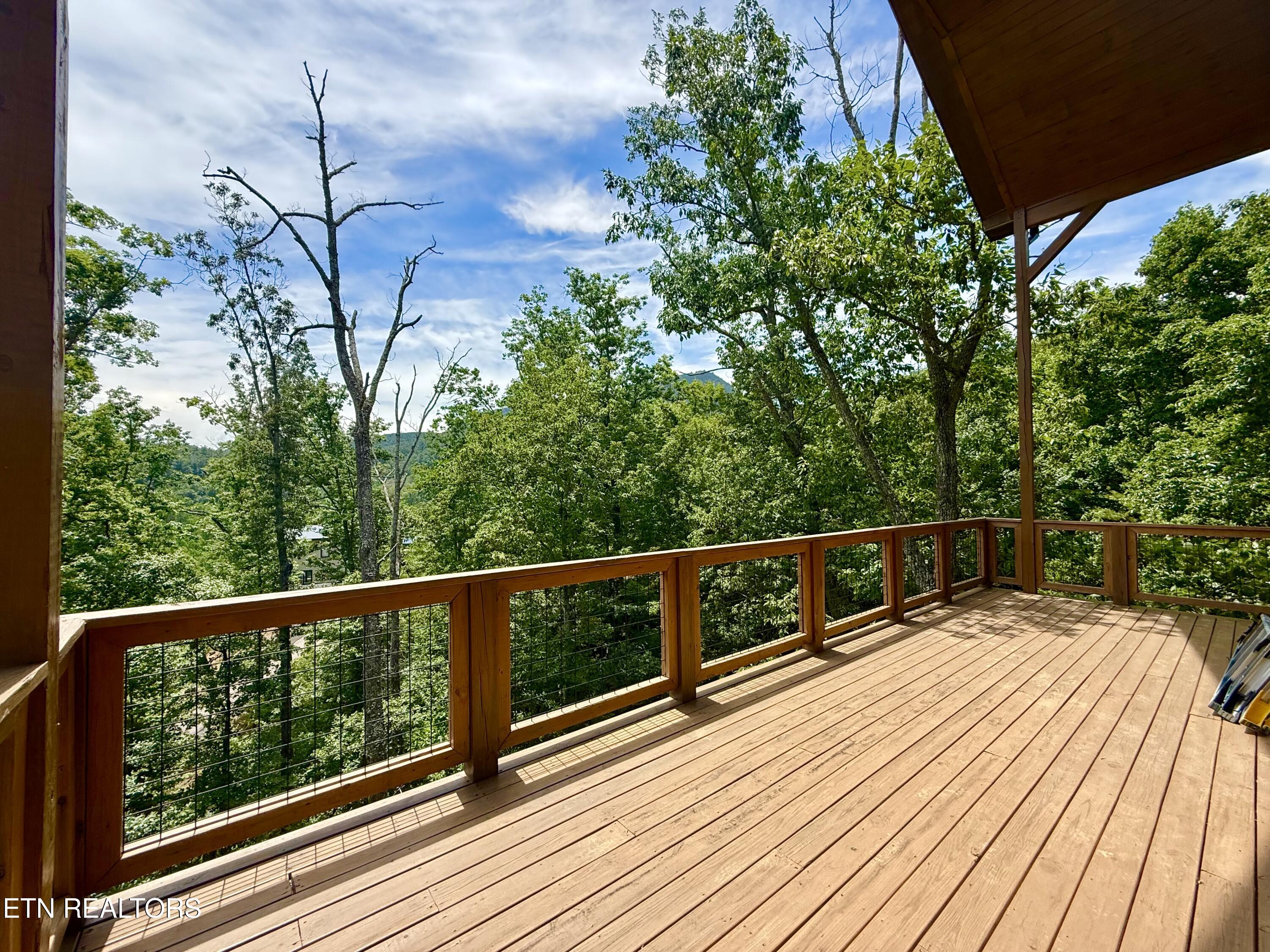 1704 Bear View Road Sevierville TN 37876