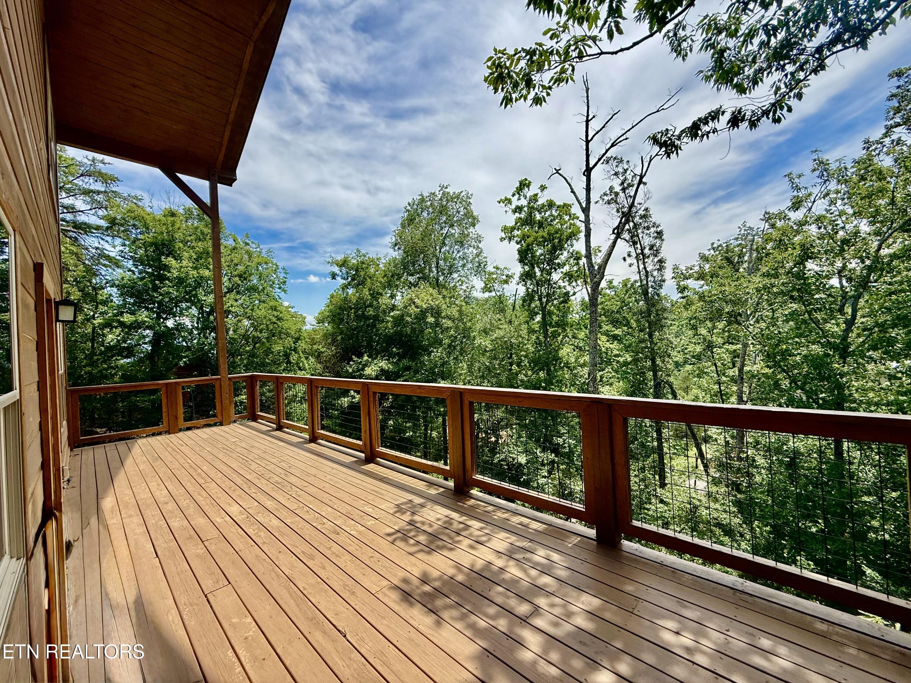 1704 Bear View Road Sevierville TN 37876