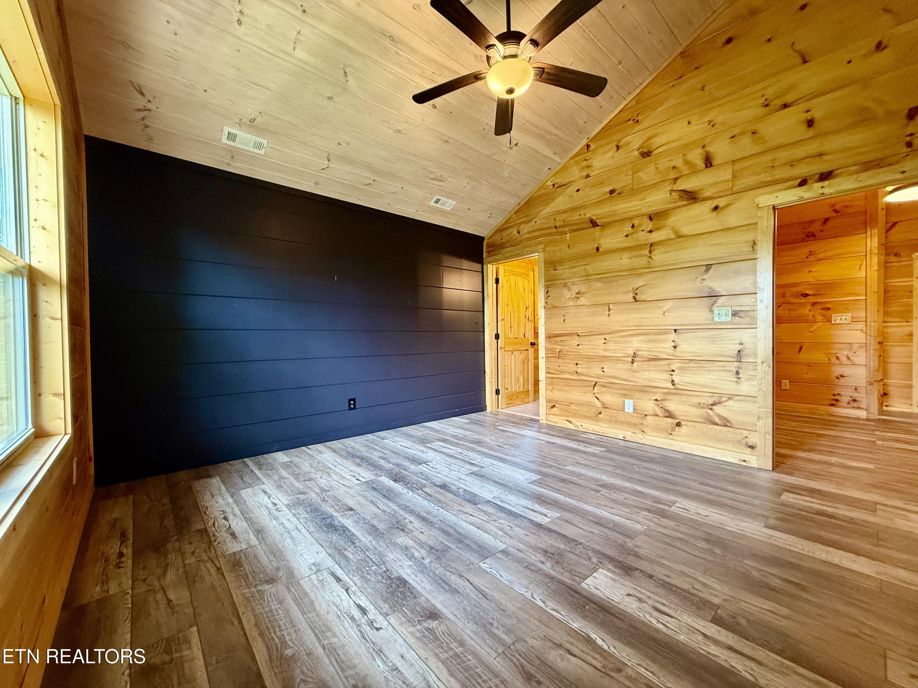 1704 Bear View Road Sevierville TN 37876