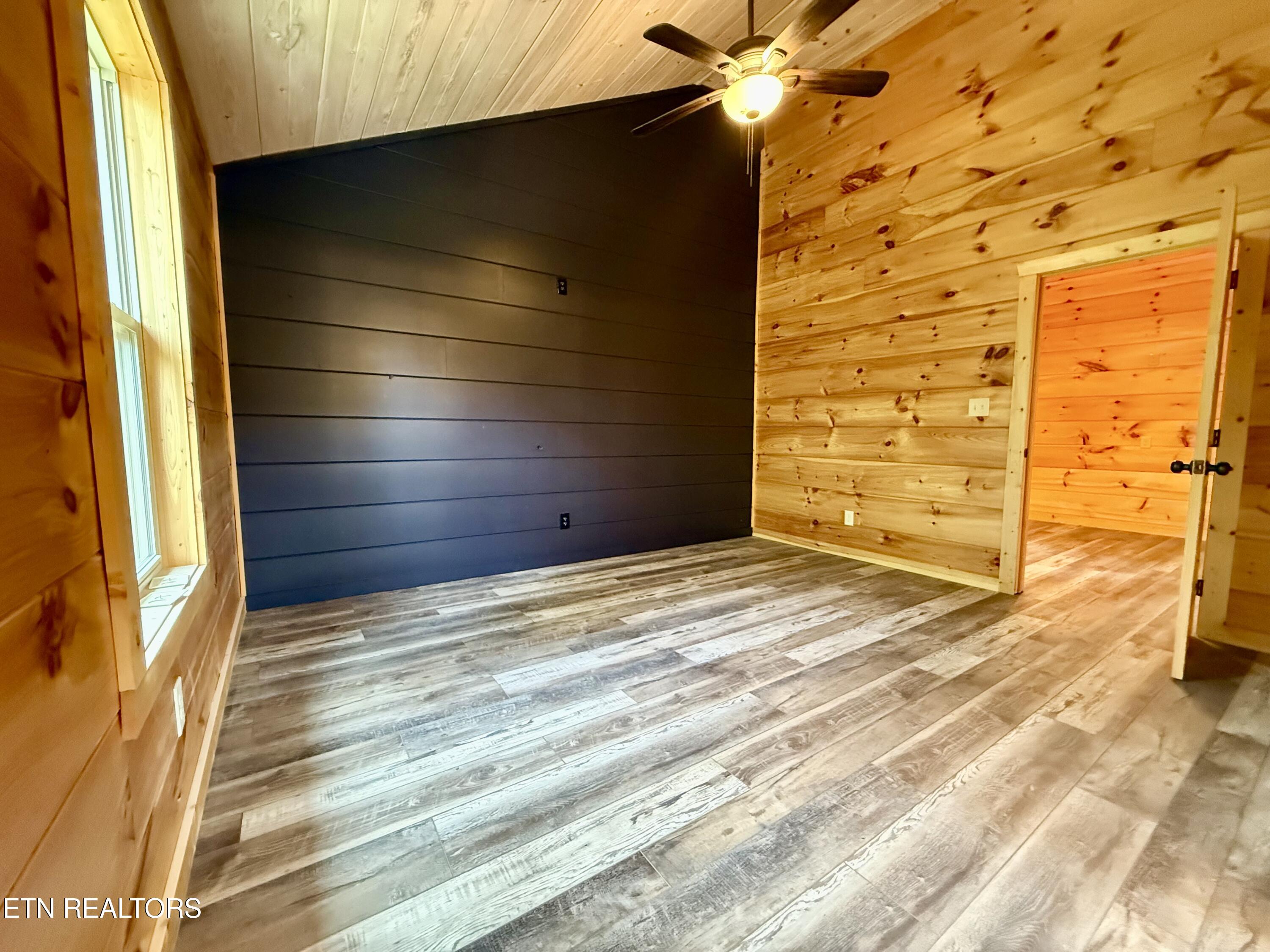 1704 Bear View Road Sevierville TN 37876