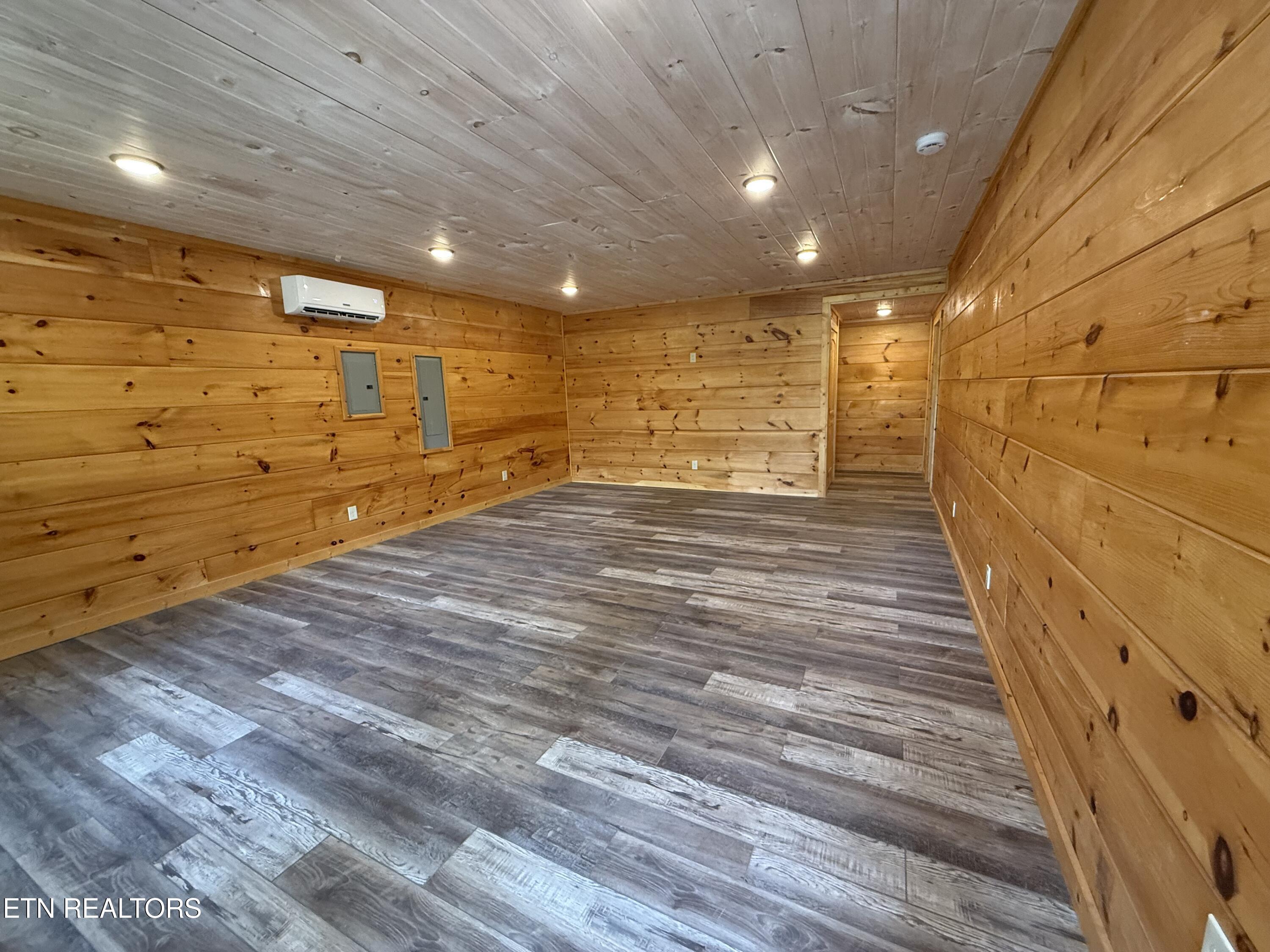 1704 Bear View Road Sevierville TN 37876