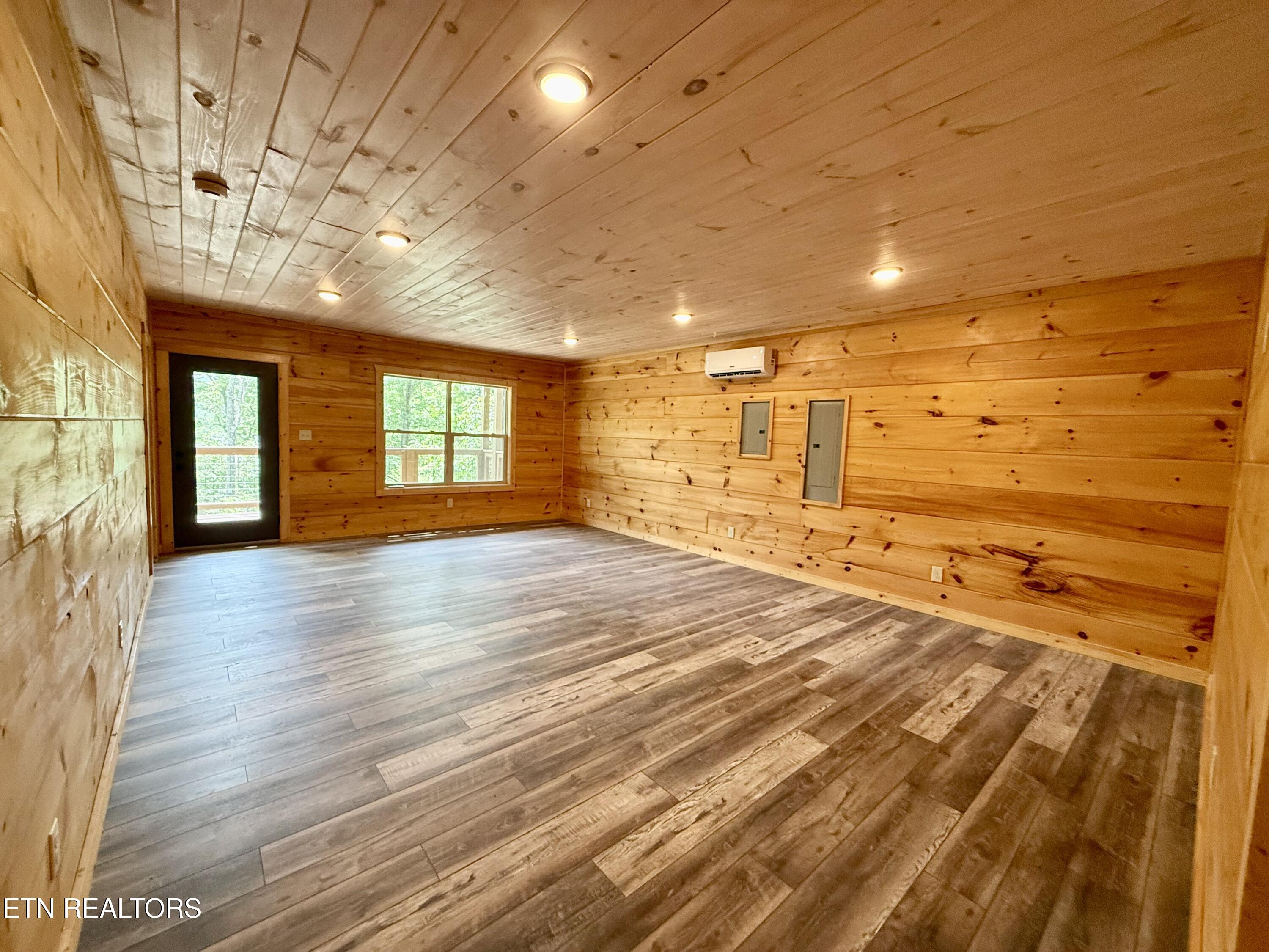 1704 Bear View Road Sevierville TN 37876