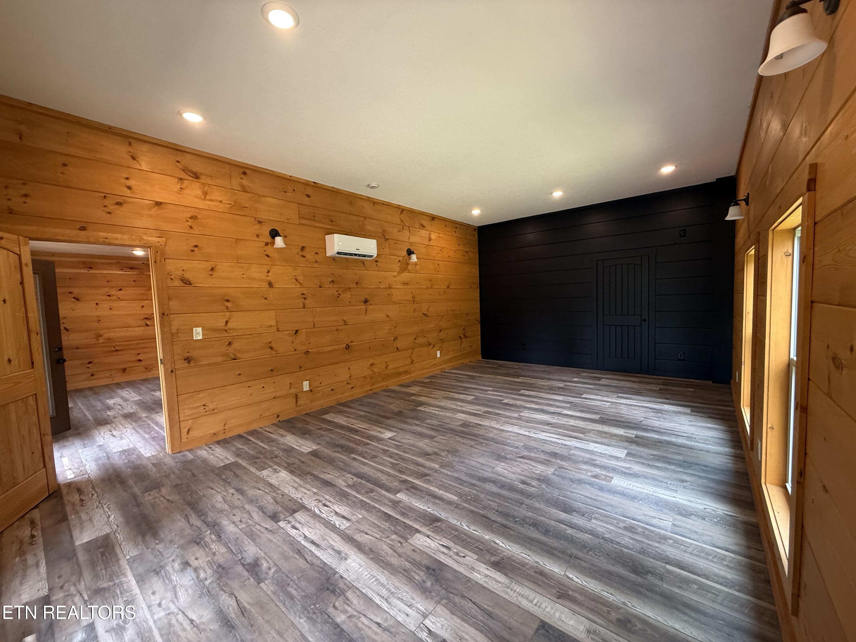 1704 Bear View Road Sevierville TN 37876