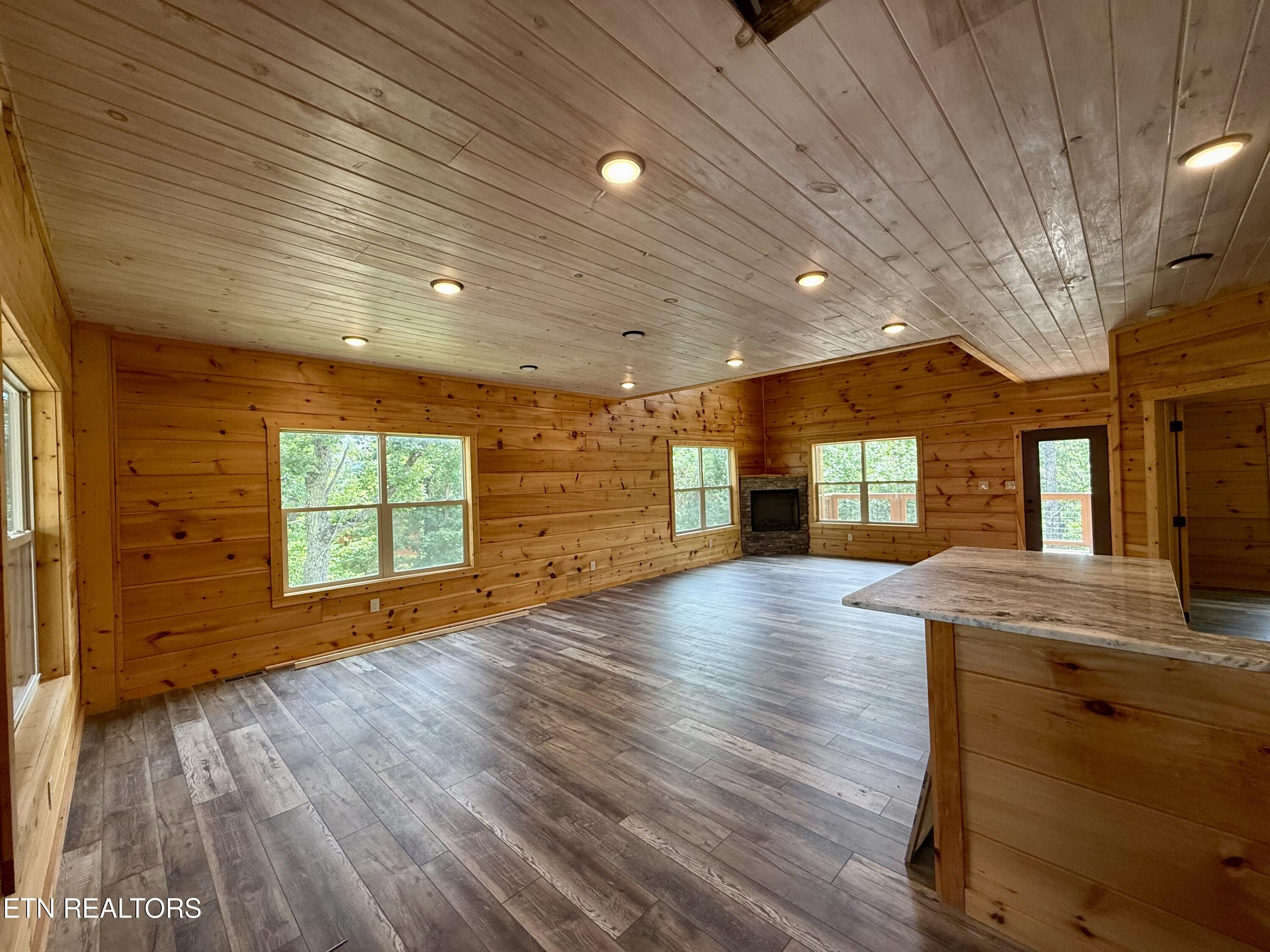 1704 Bear View Road Sevierville TN 37876