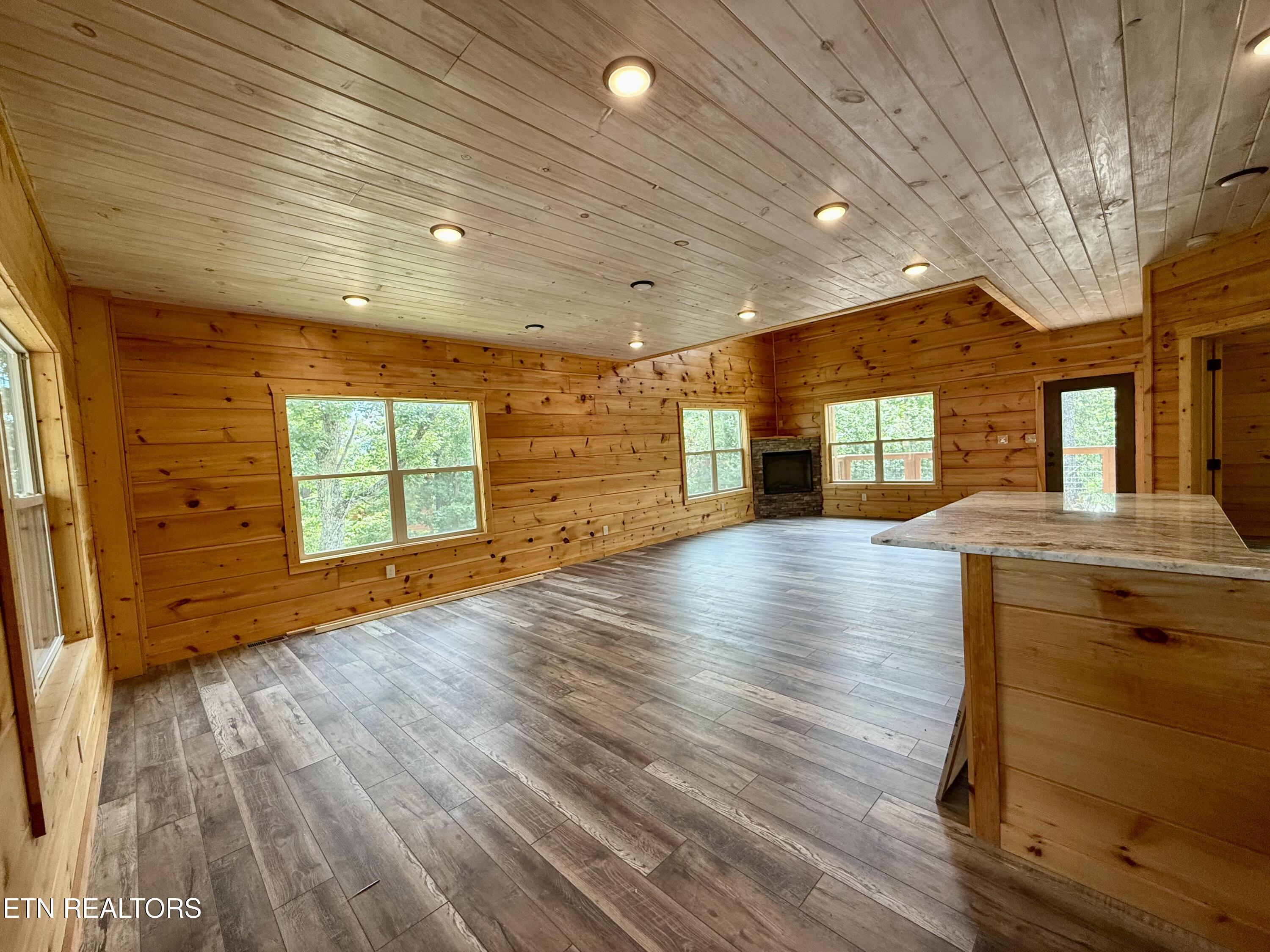 1704 Bear View Road Sevierville TN 37876