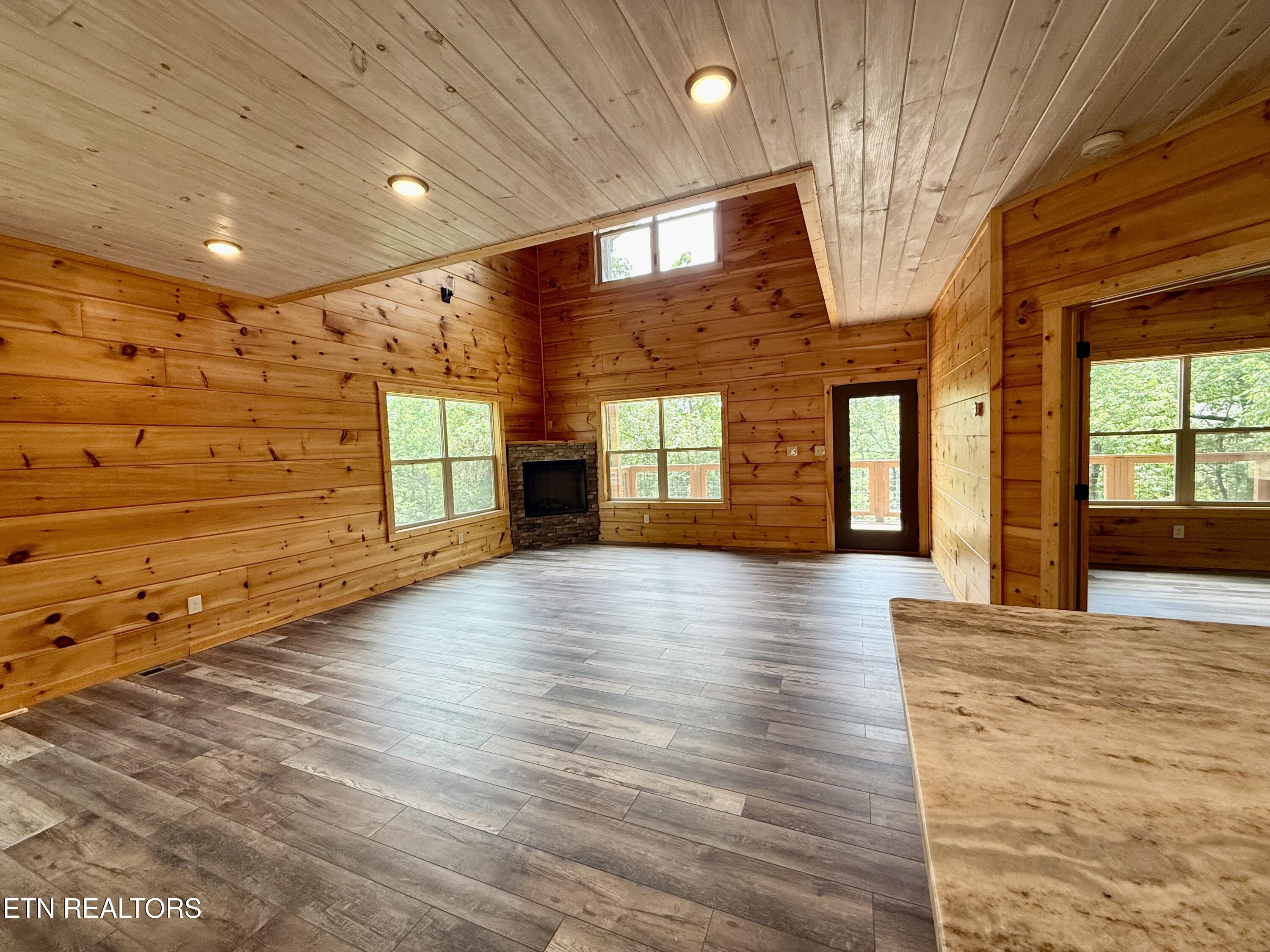 1704 Bear View Road Sevierville TN 37876