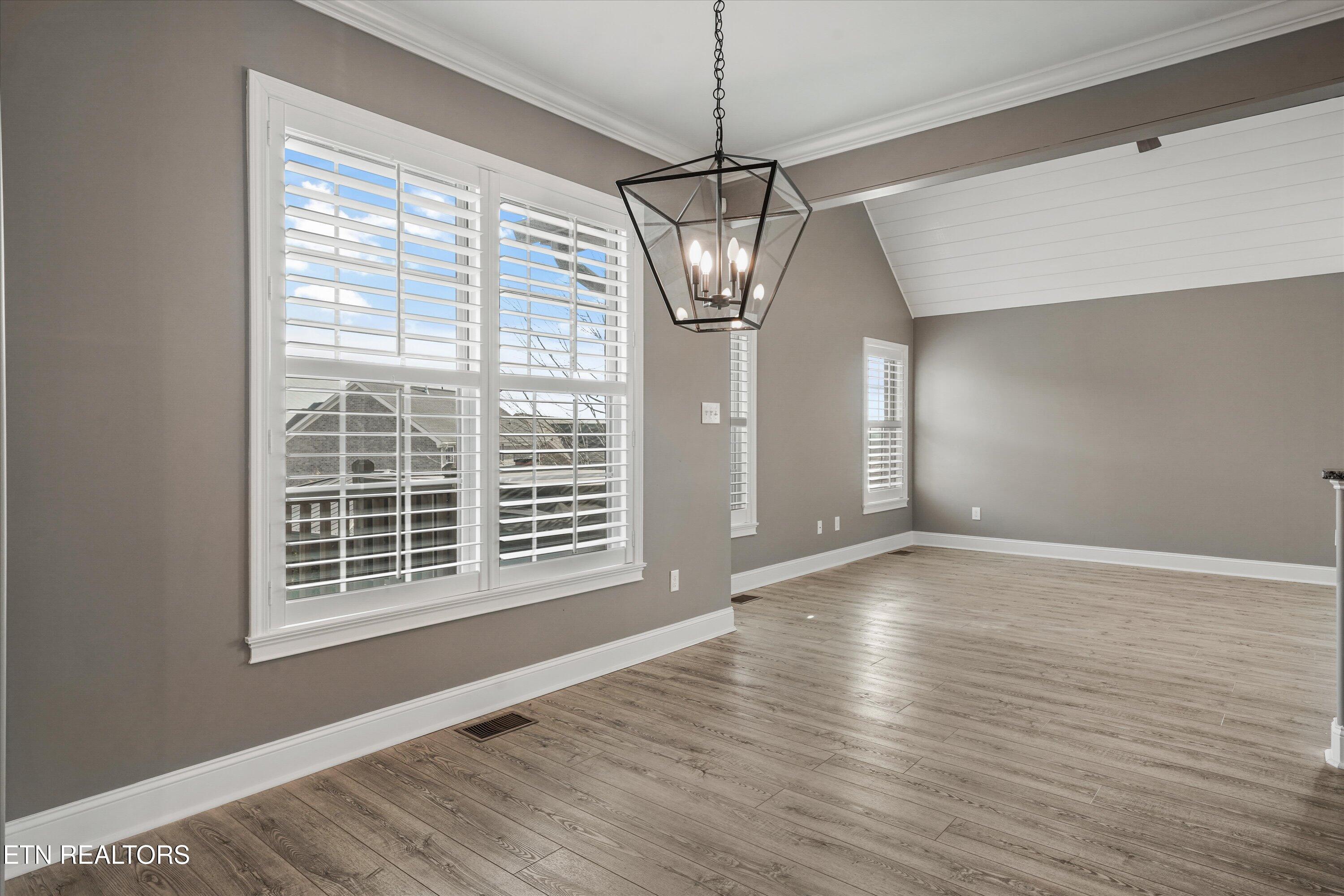243 Zane Lane Lenoir City TN 37772