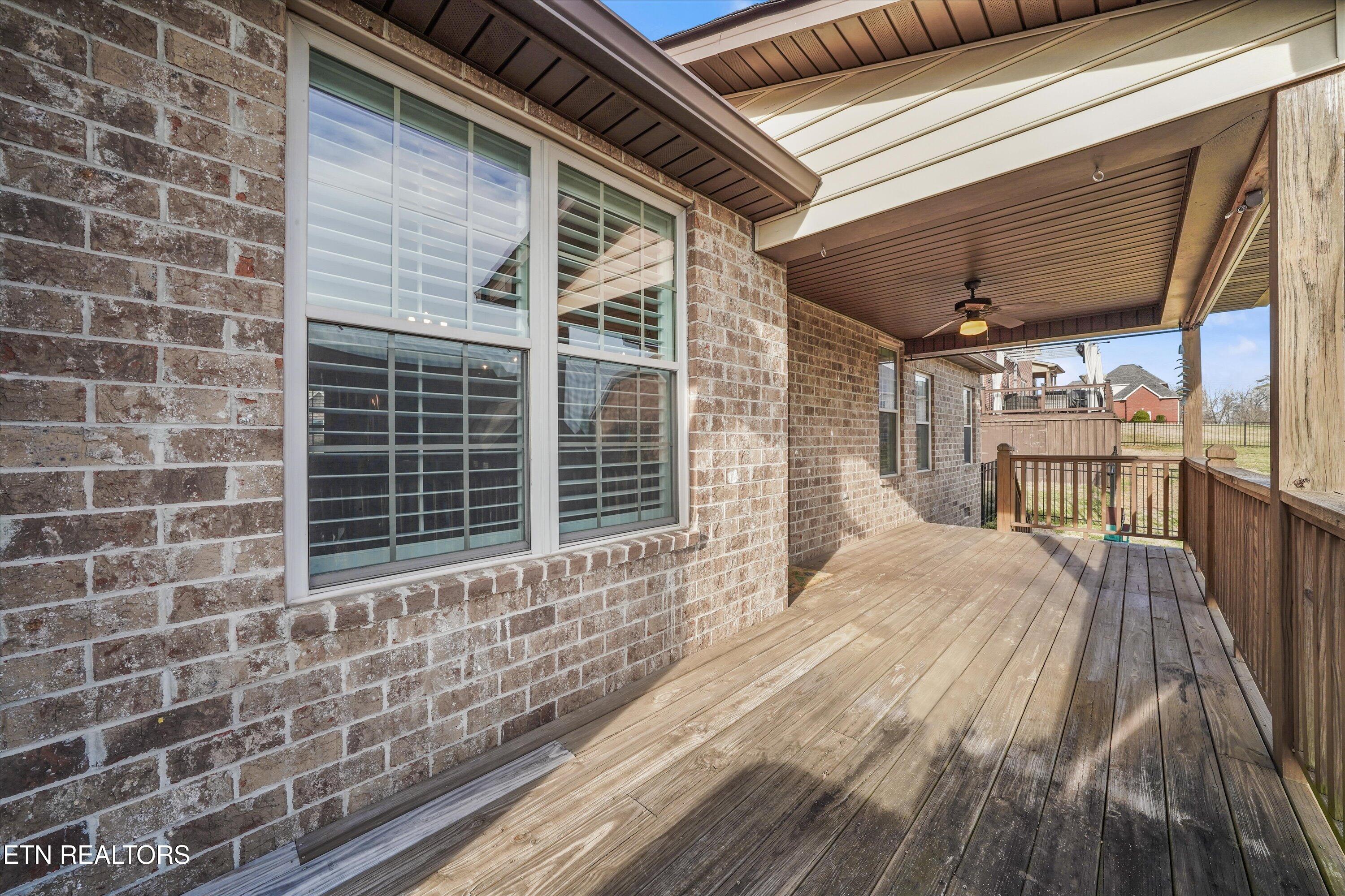 243 Zane Lane Lenoir City TN 37772