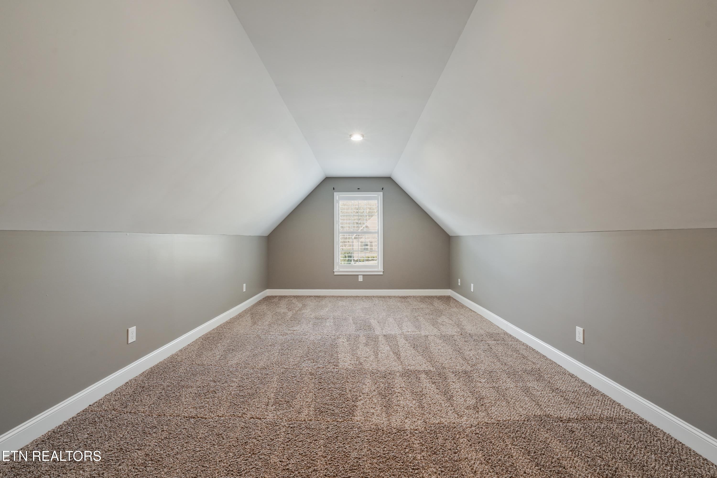 243 Zane Lane Lenoir City TN 37772