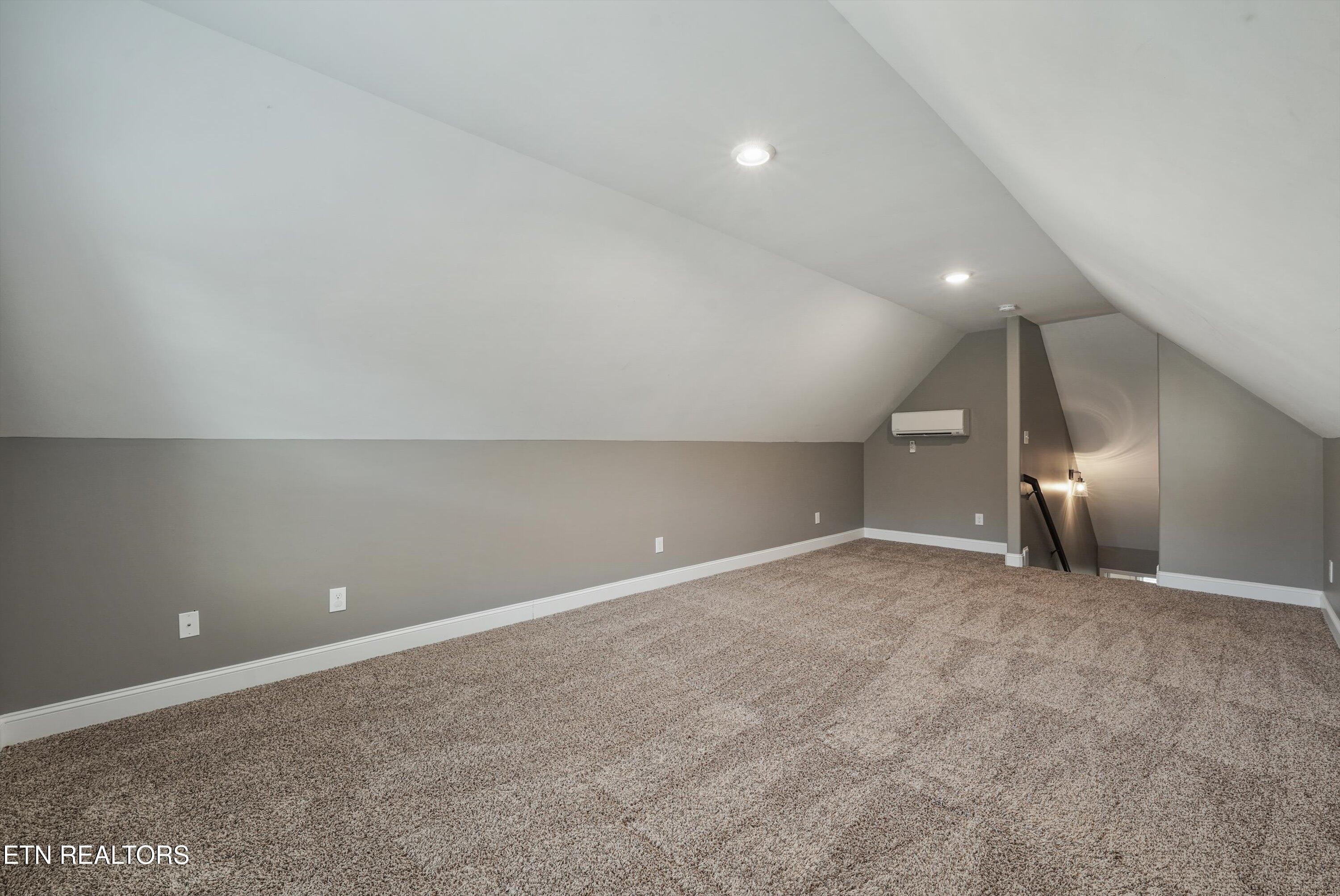 243 Zane Lane Lenoir City TN 37772