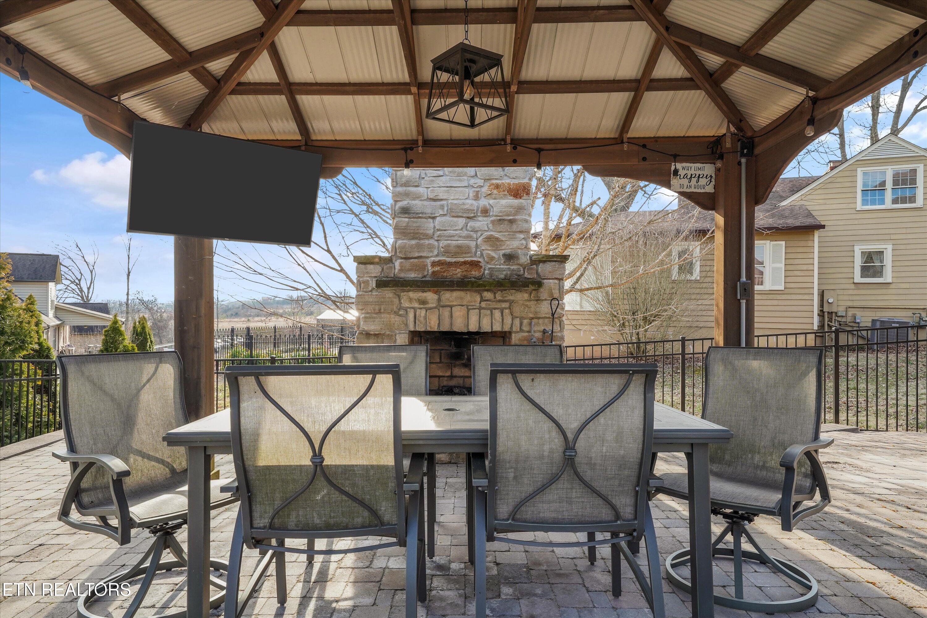 243 Zane Lane Lenoir City TN 37772